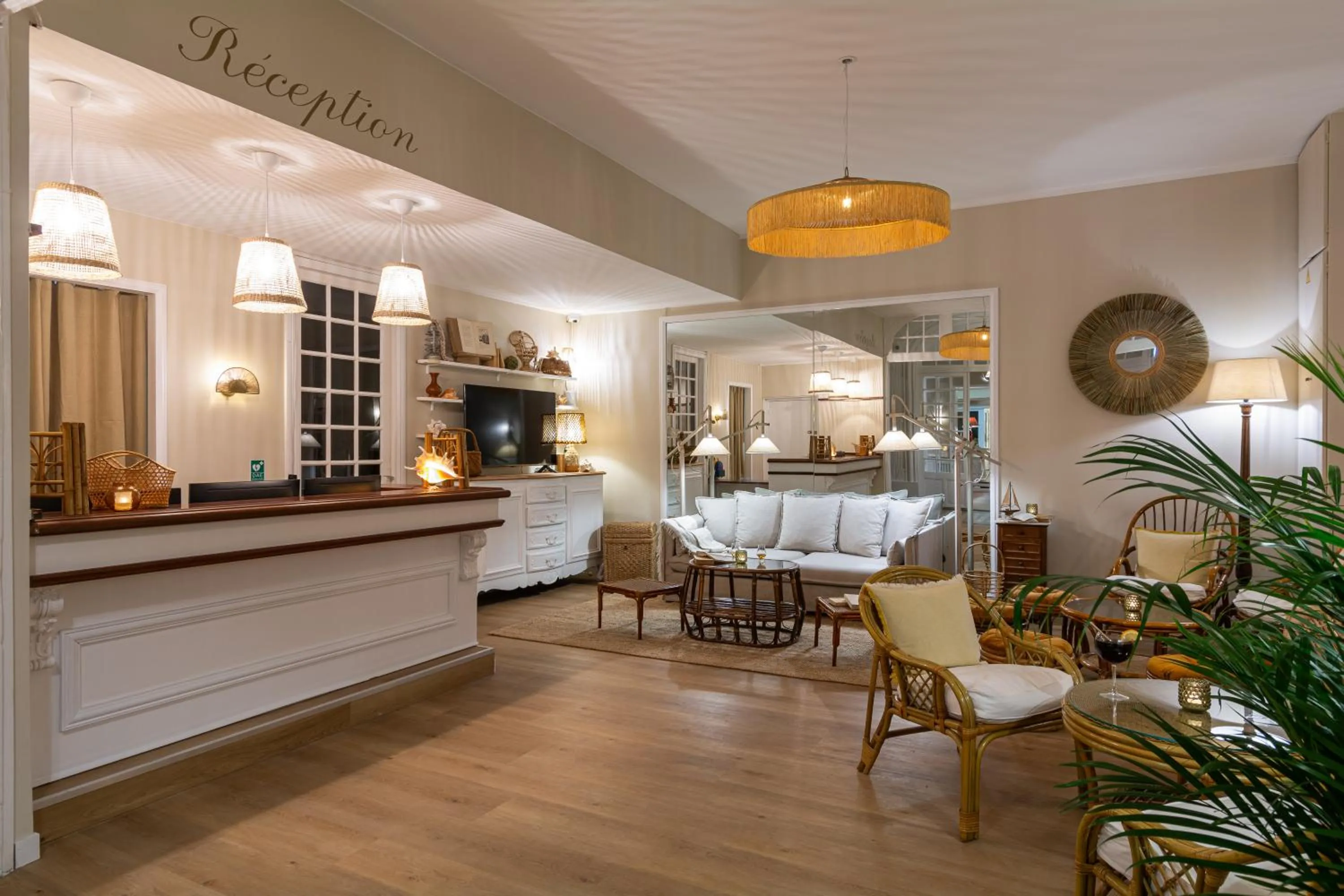 Lobby or reception in Hôtel De La Plage