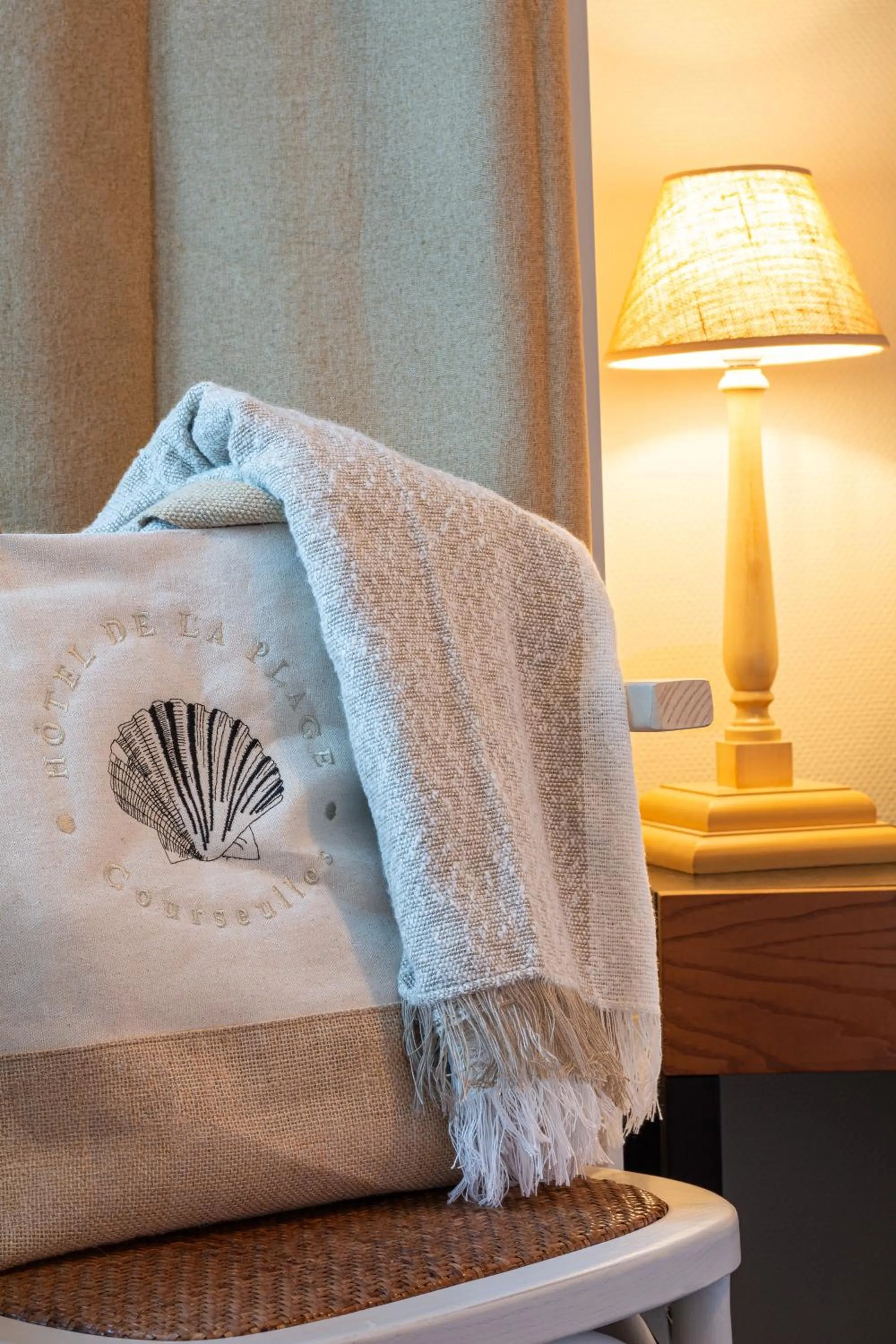 On-site shops, Bed in Hôtel De La Plage