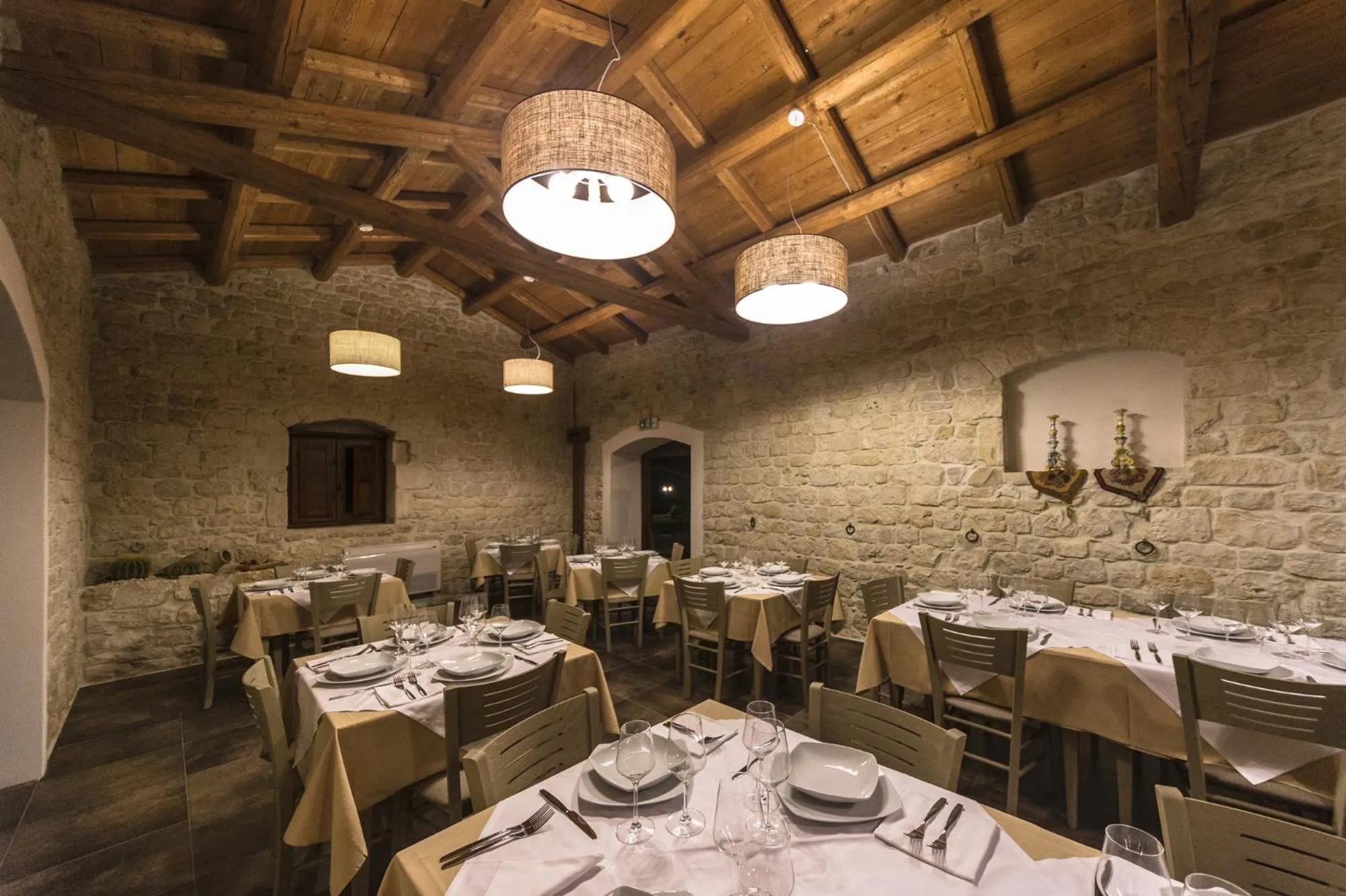Restaurant/places to eat in Casale Graffetta