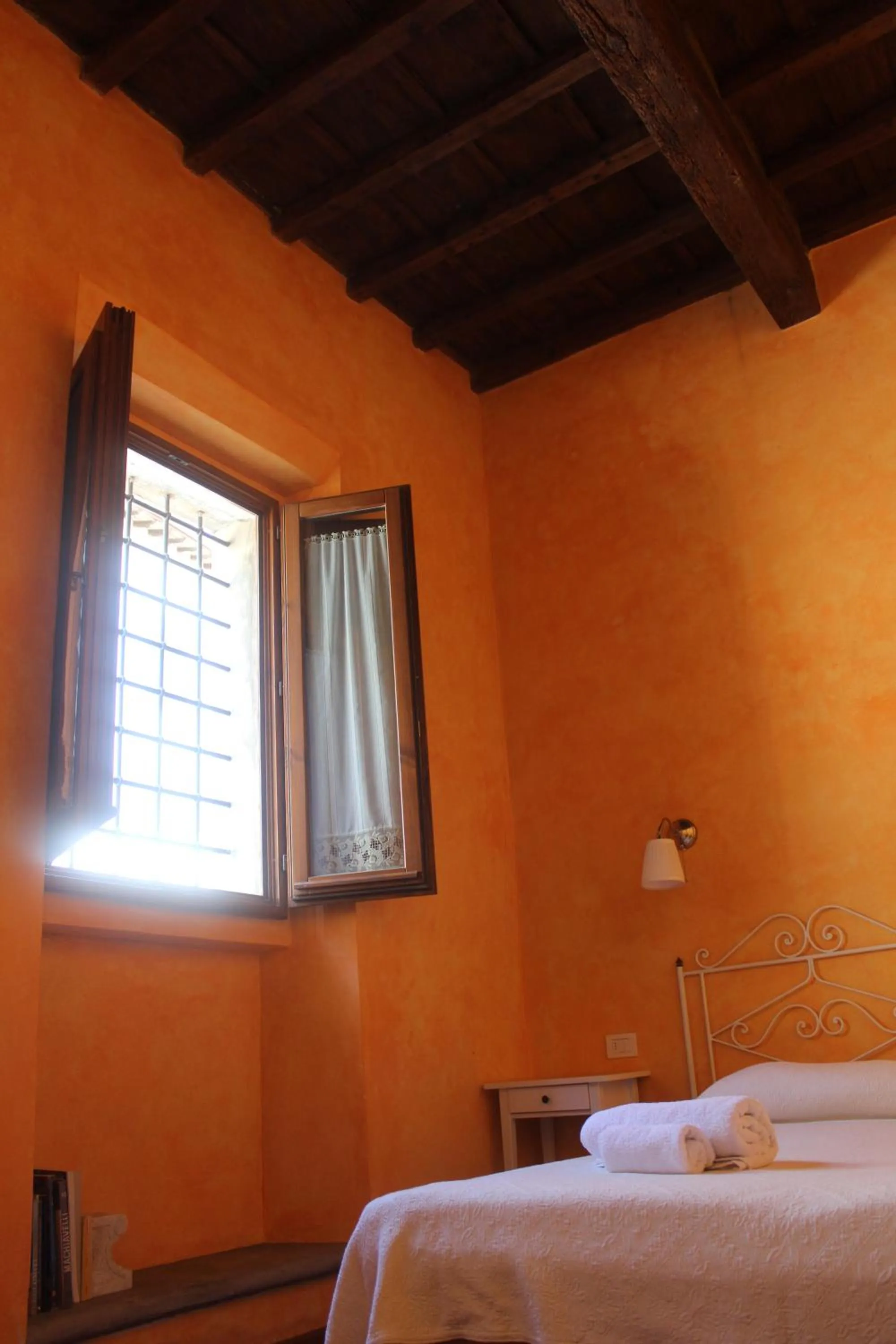 Bed in Al Canto B&B