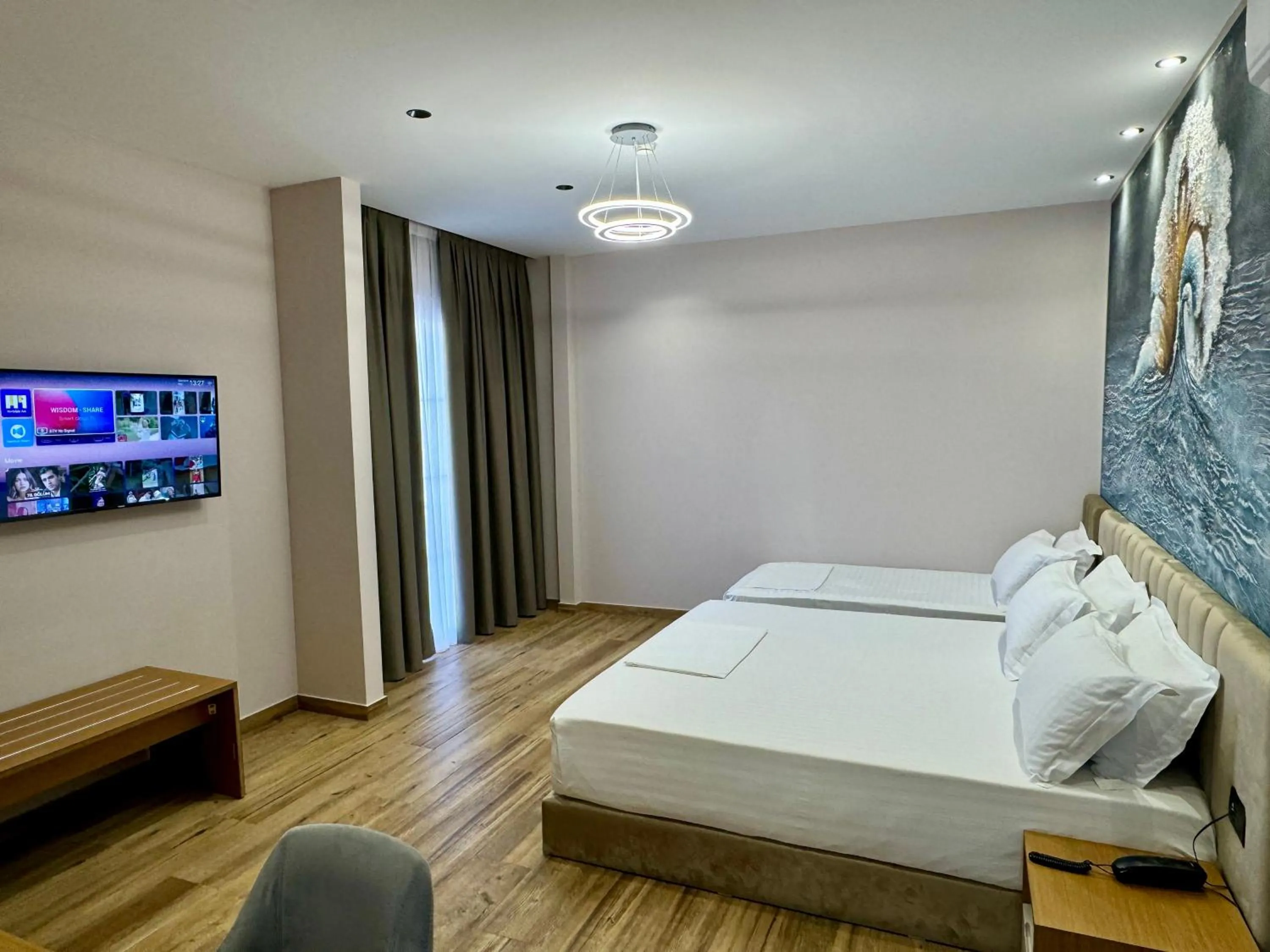 Communal lounge/ TV room, Bed in Residence Inn Hotel