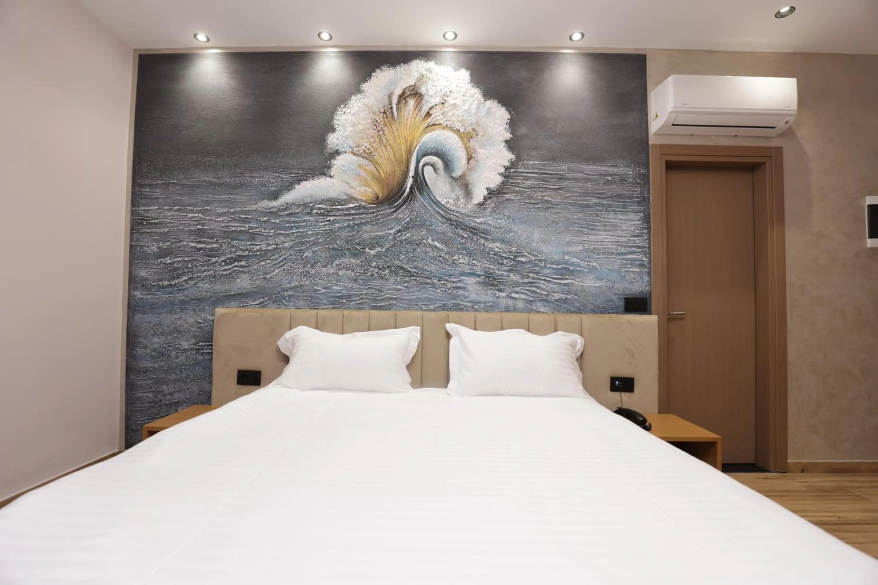 Bed in Residence Inn Hotel