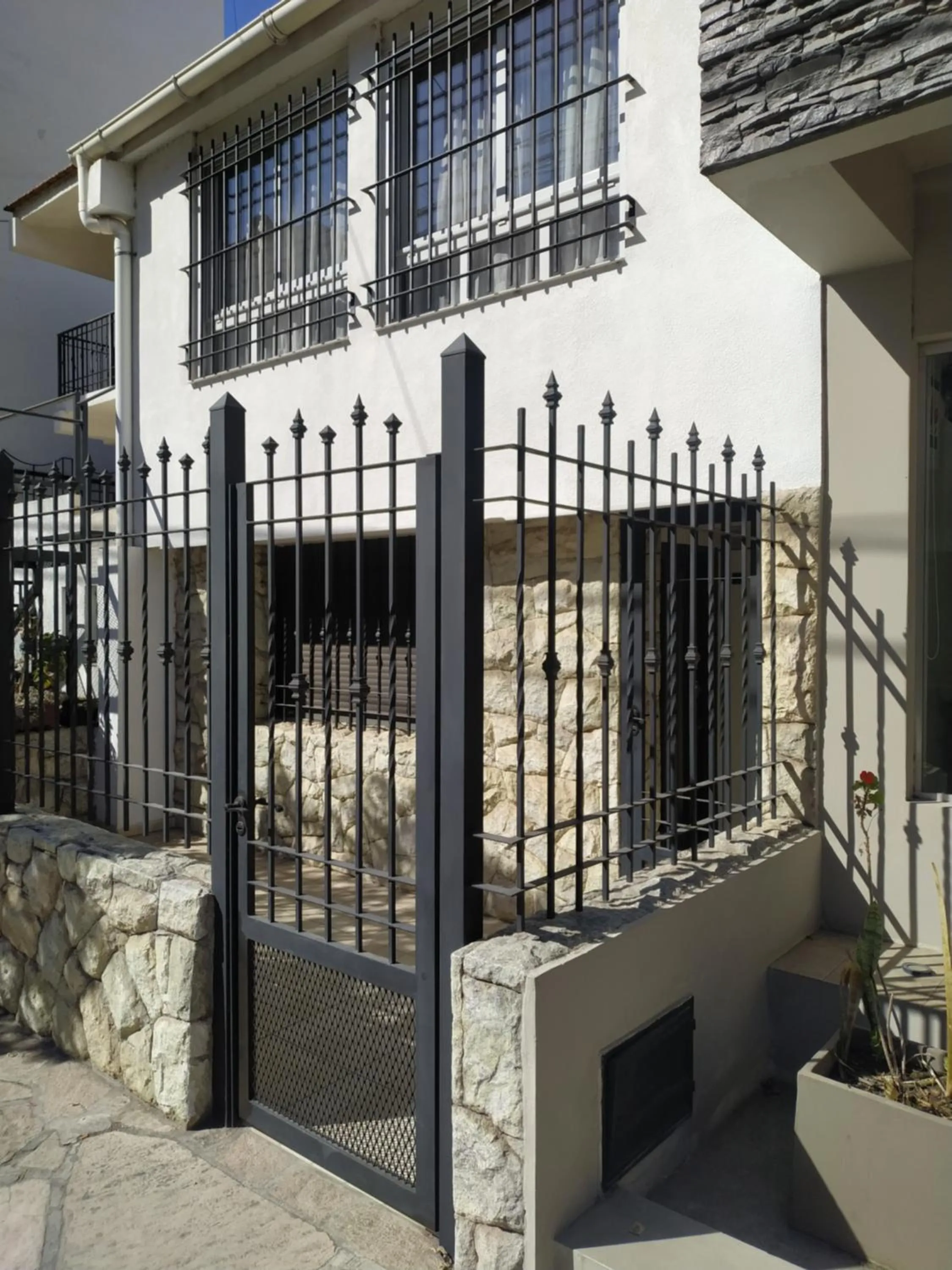 Property building in Victor Hotel