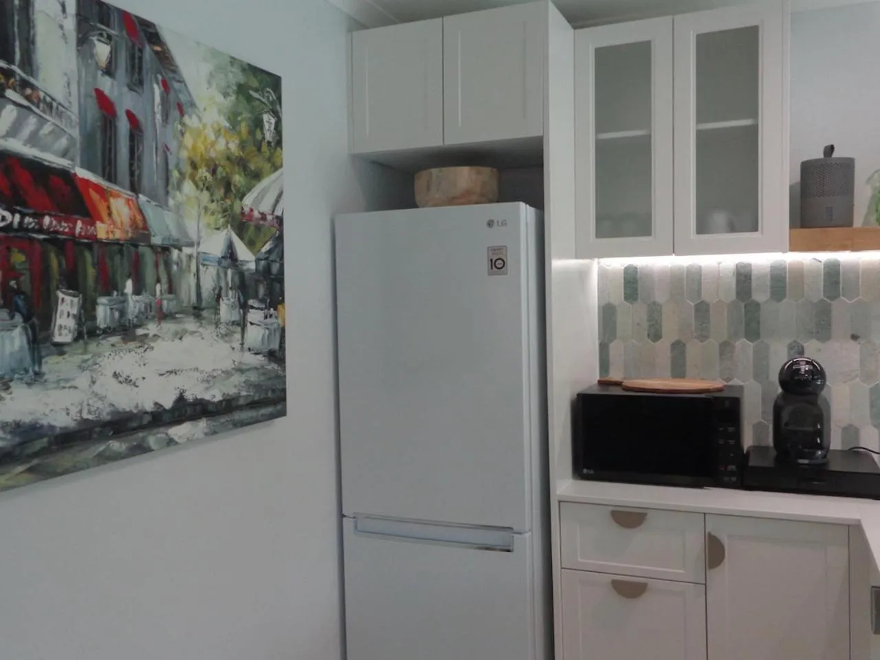 Kitchen or kitchenette in Noosa Buoys