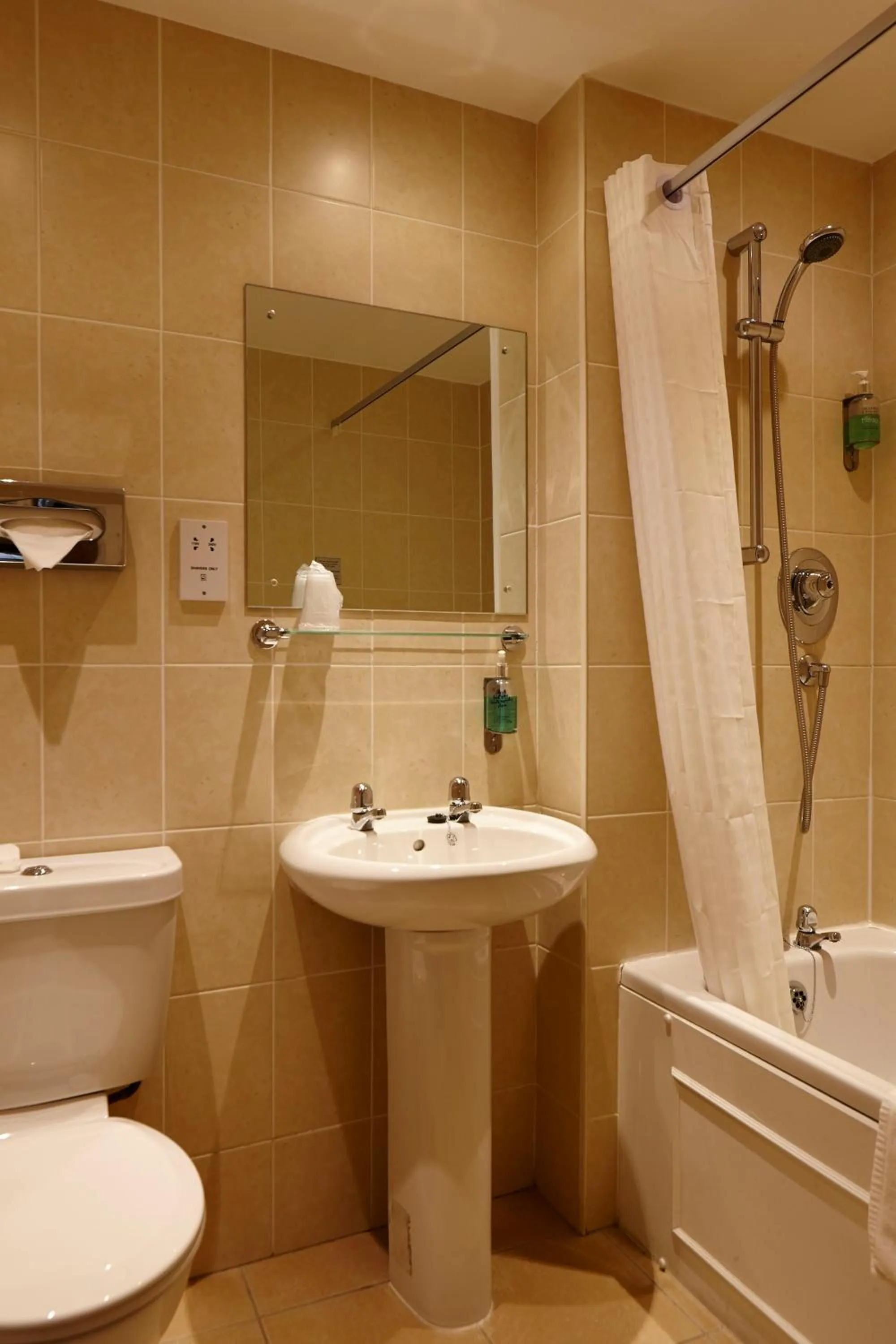 Bathroom in Linton Lodge a BW Signature Collection Hotel