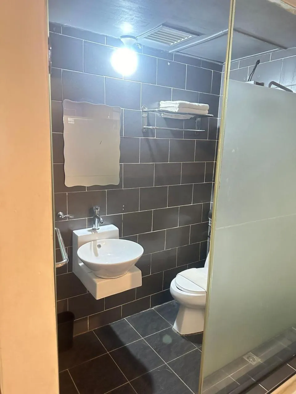 KINGSMAN BOUTIQUE HOTEL