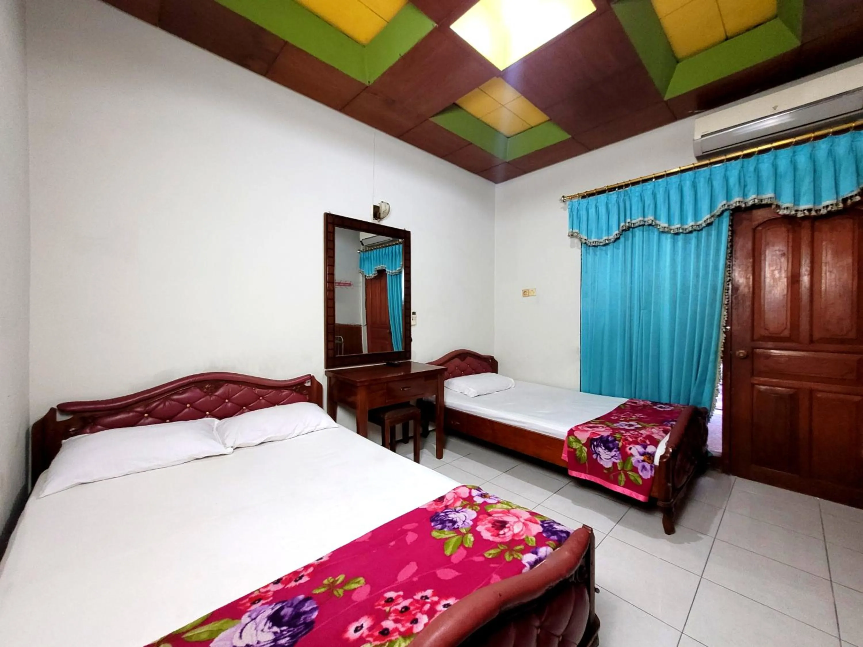 Bed in Hotel Dirgahayu Ponorogo