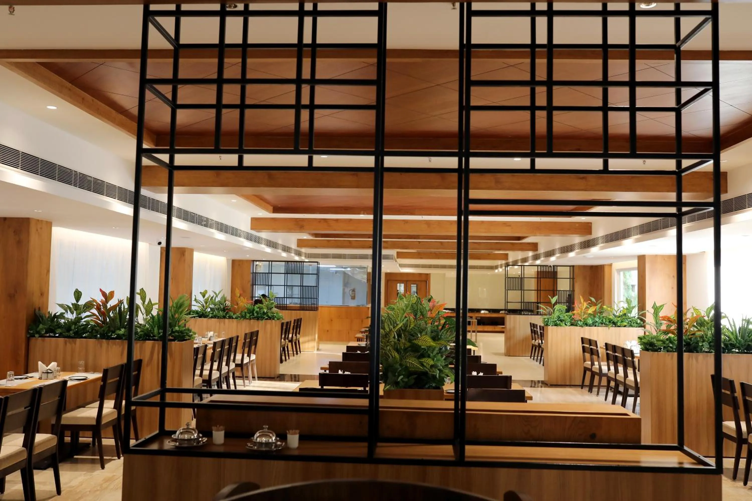 Restaurant/places to eat in Icon Grand Hotel By Bhagini