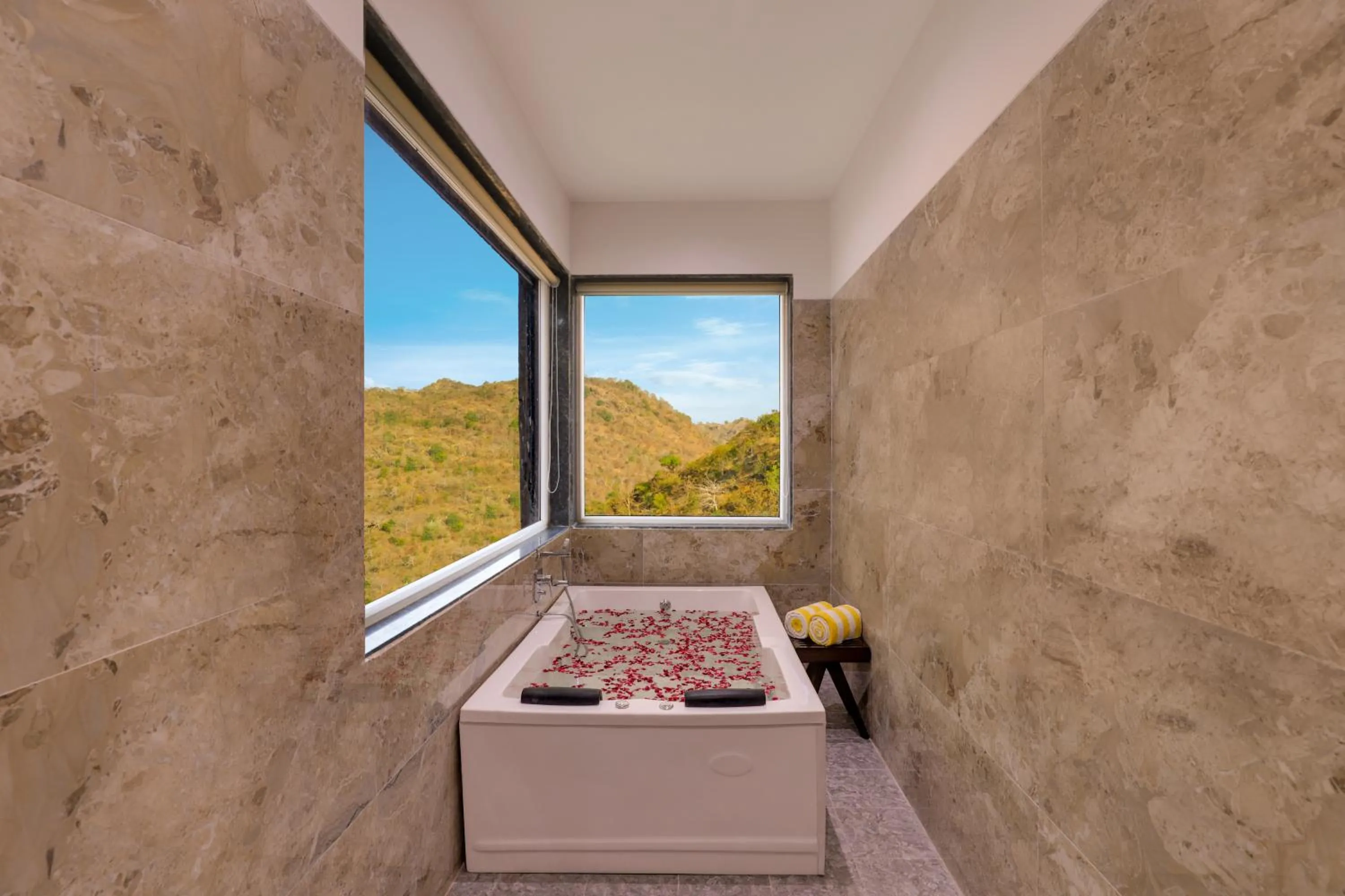 Natural landscape in Lemon Tree Resort, Kumbhalgarh