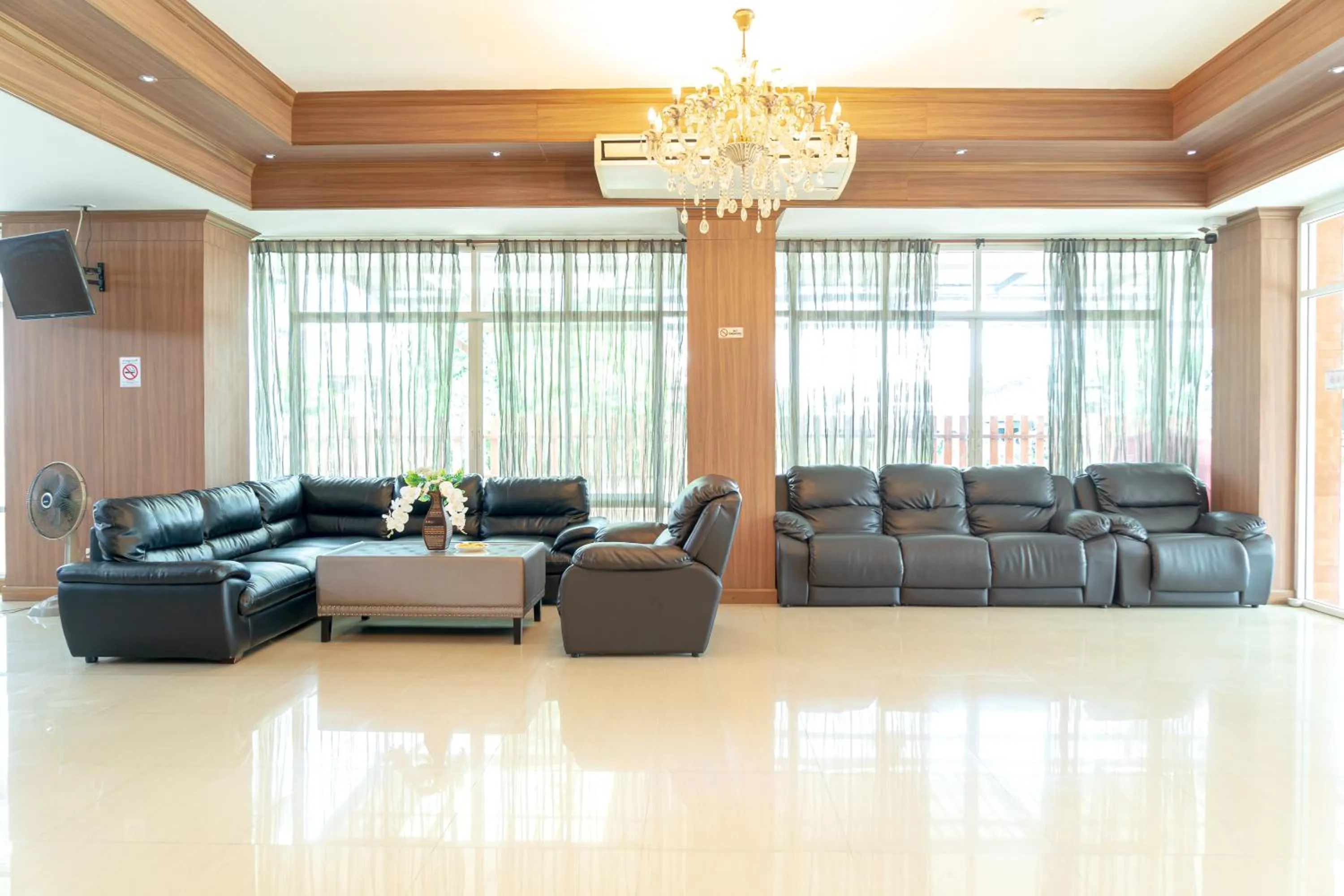 Lobby or reception in The Infinity Suite Chiangrai
