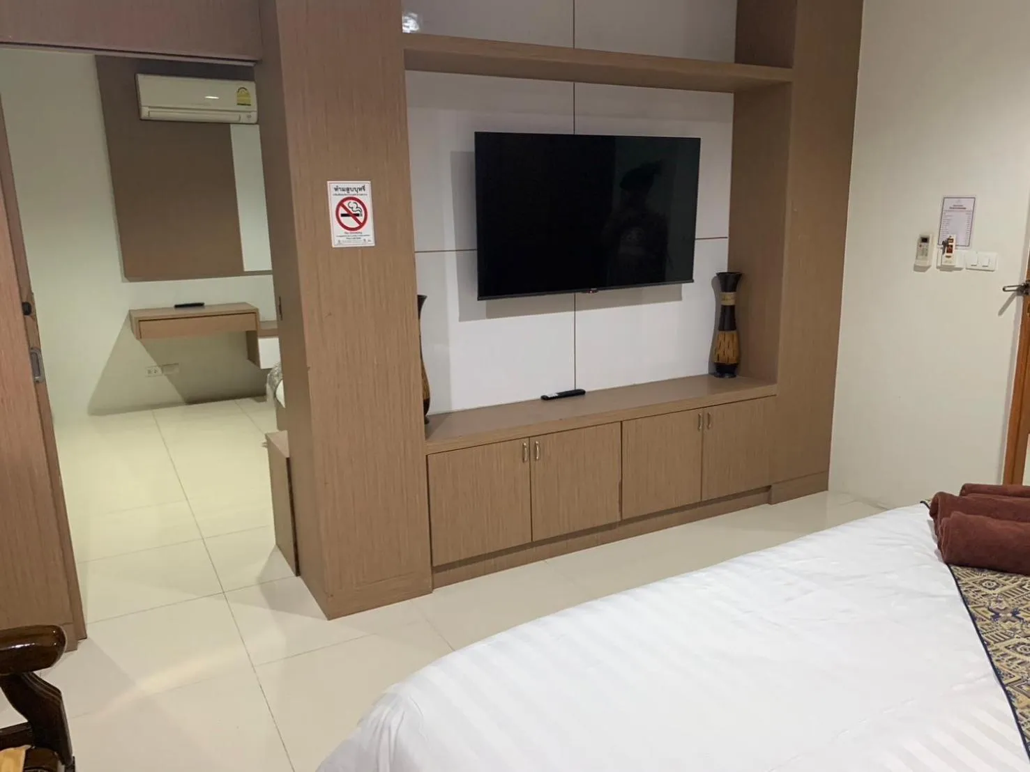 Photo of the whole room, Bed in The Infinity Suite Chiangrai