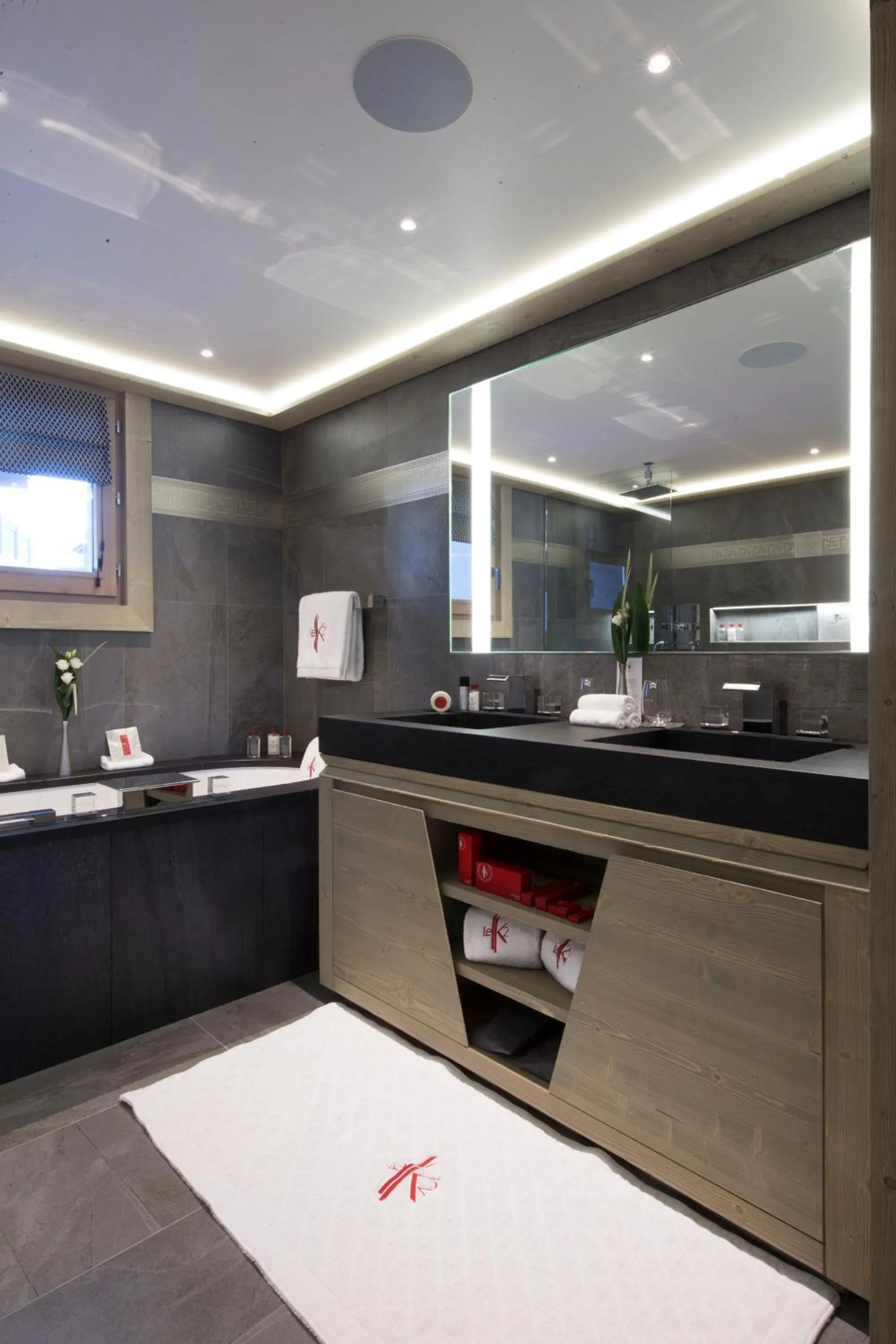 Bathroom in Hotel Le K2 Altitude