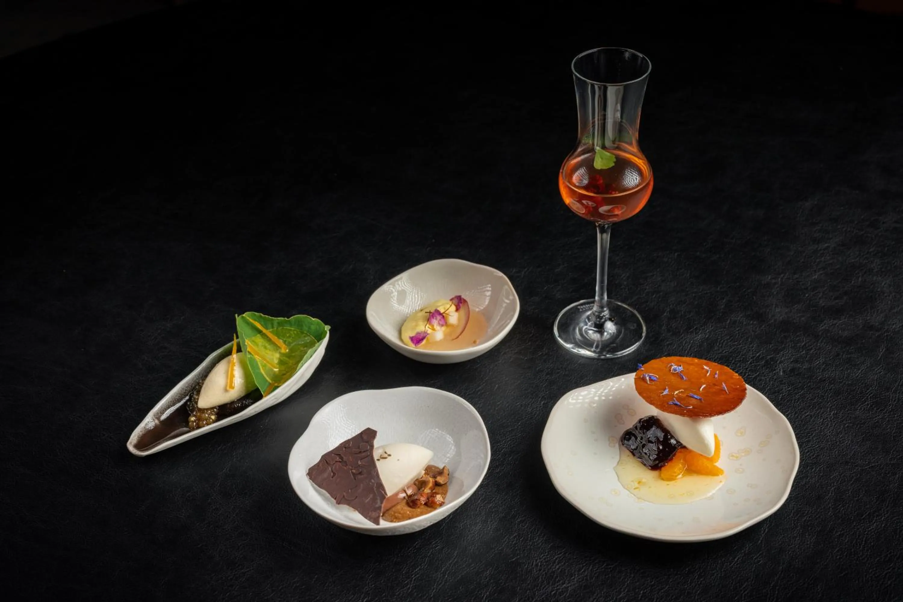 Restaurant/places to eat in Hotel Le K2 Altitude