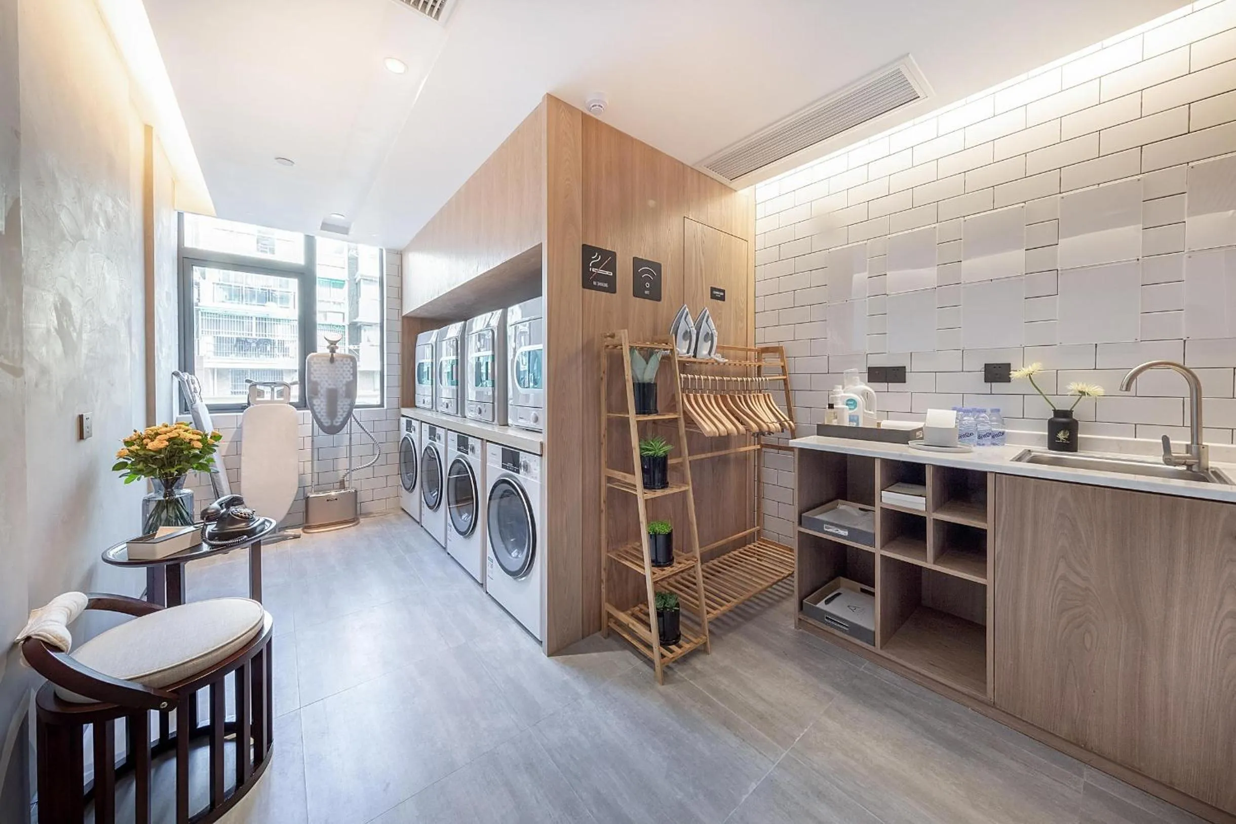 Atour Hotel Ningbo Yinzhou Wanda Mingzhouli