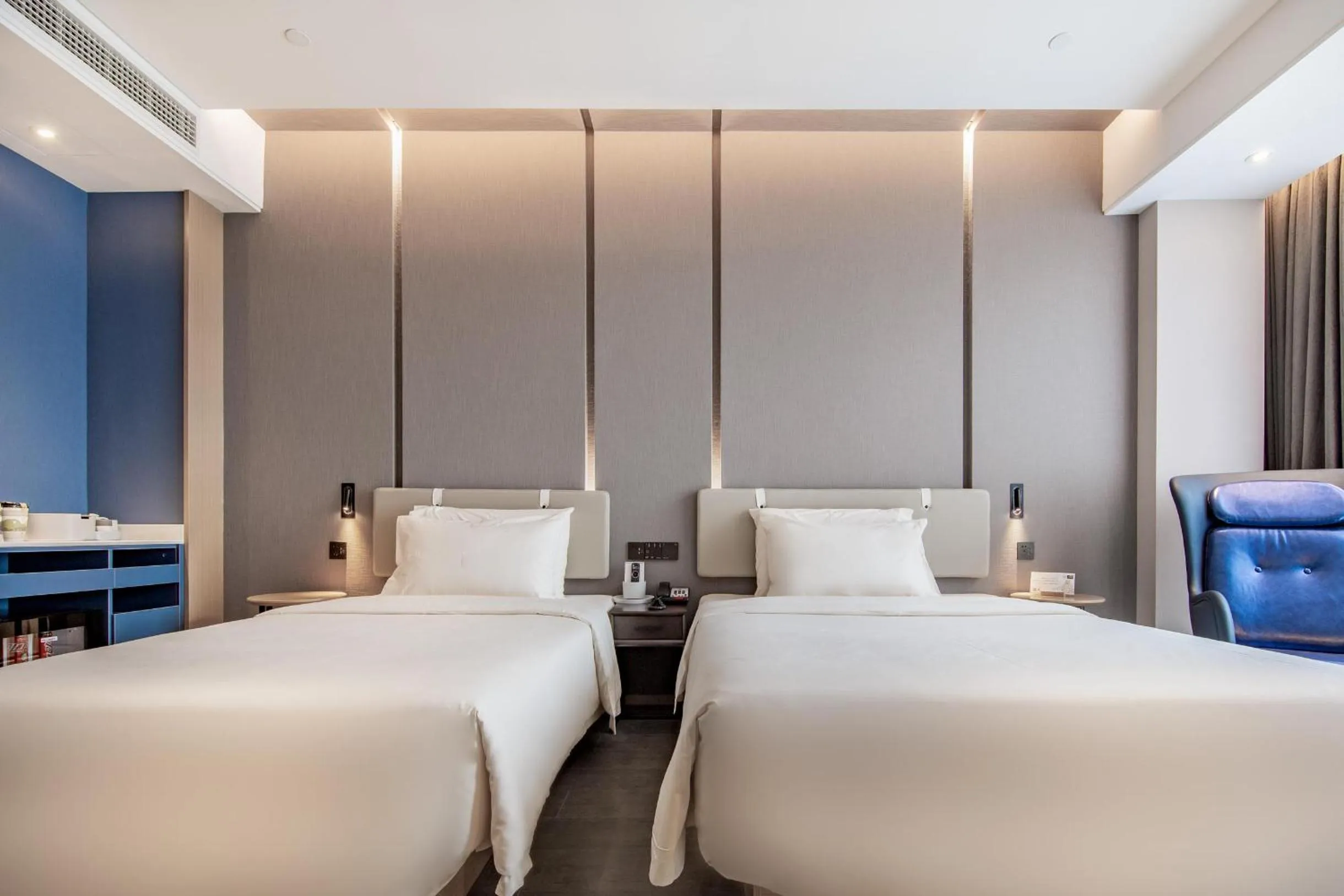 Bed in Atour Hotel Ningbo Yinzhou Wanda Mingzhouli