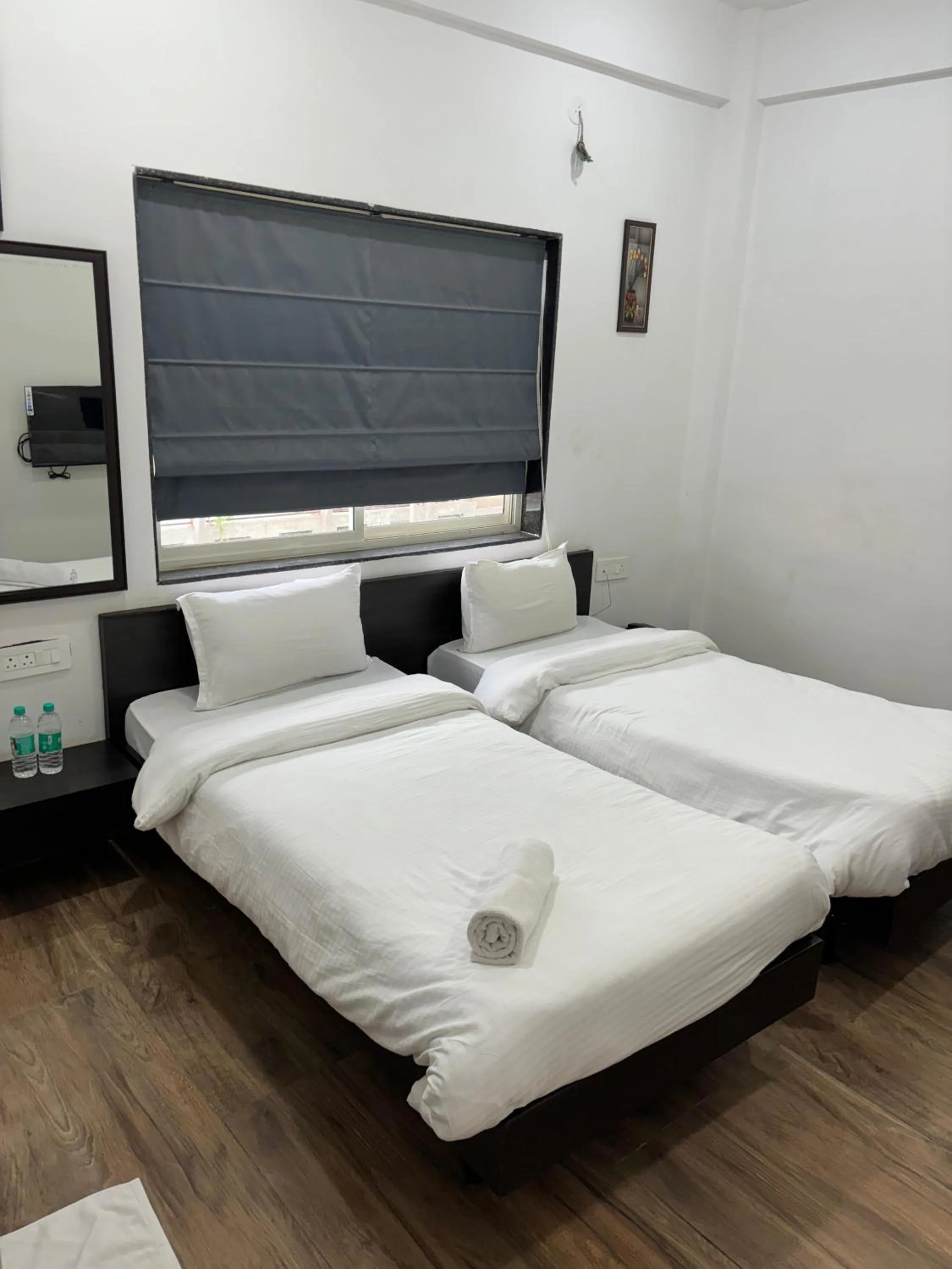 Bed in Sunny Executive