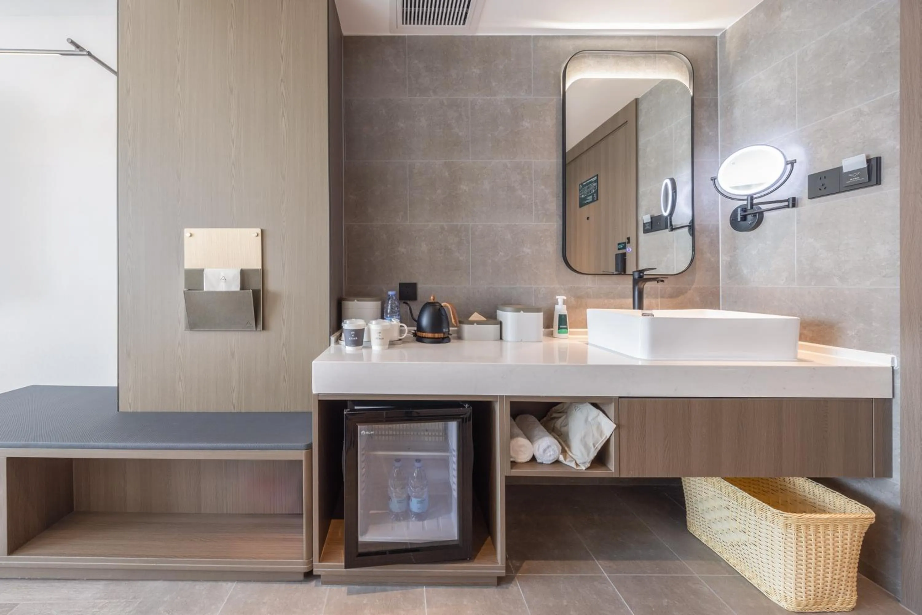 towels in Atour Hotel Meizhou Meixian Baili Plaza