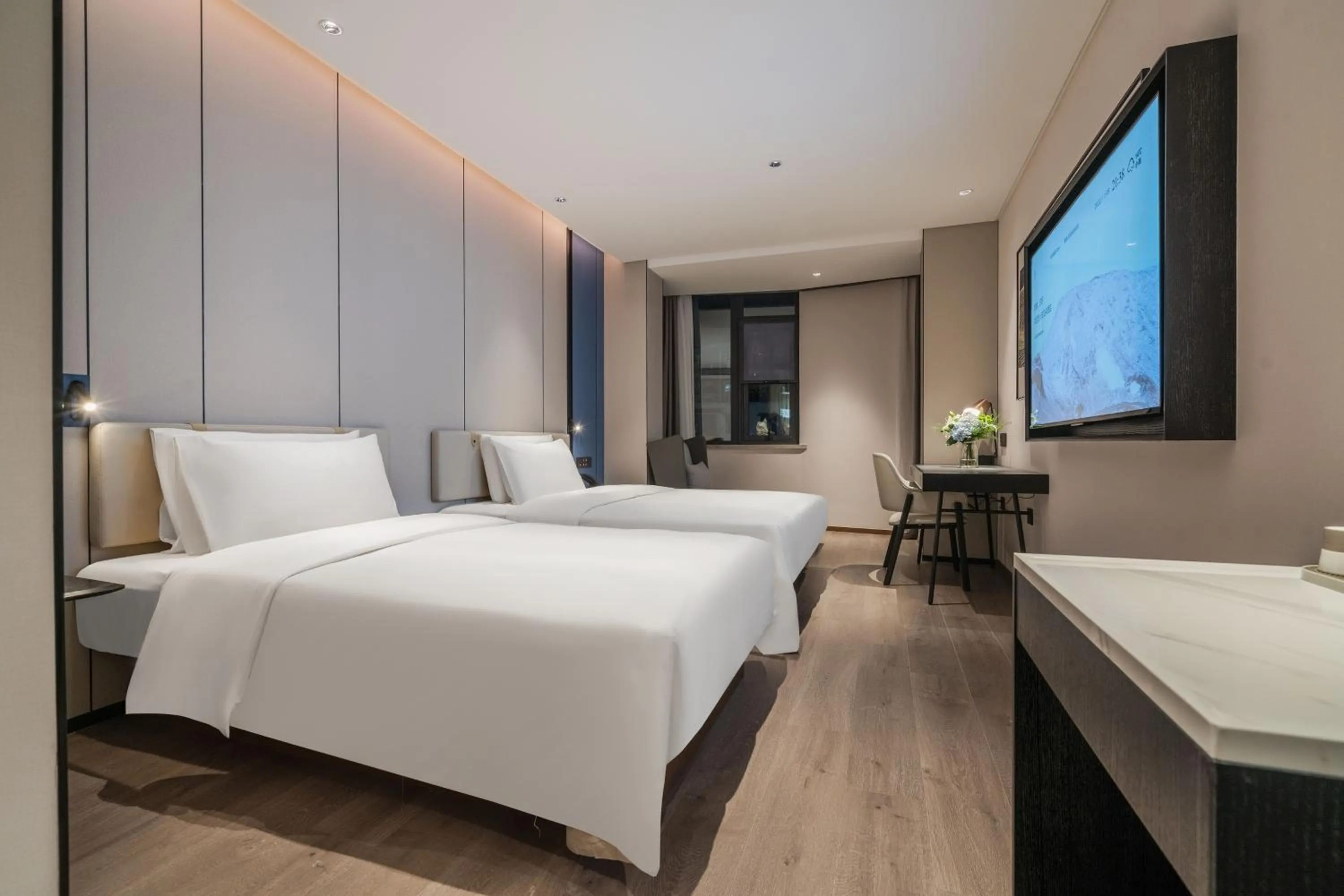 Bed in Atour Hotel Jiuyanqiao Niwangmiao Metro Chengdu