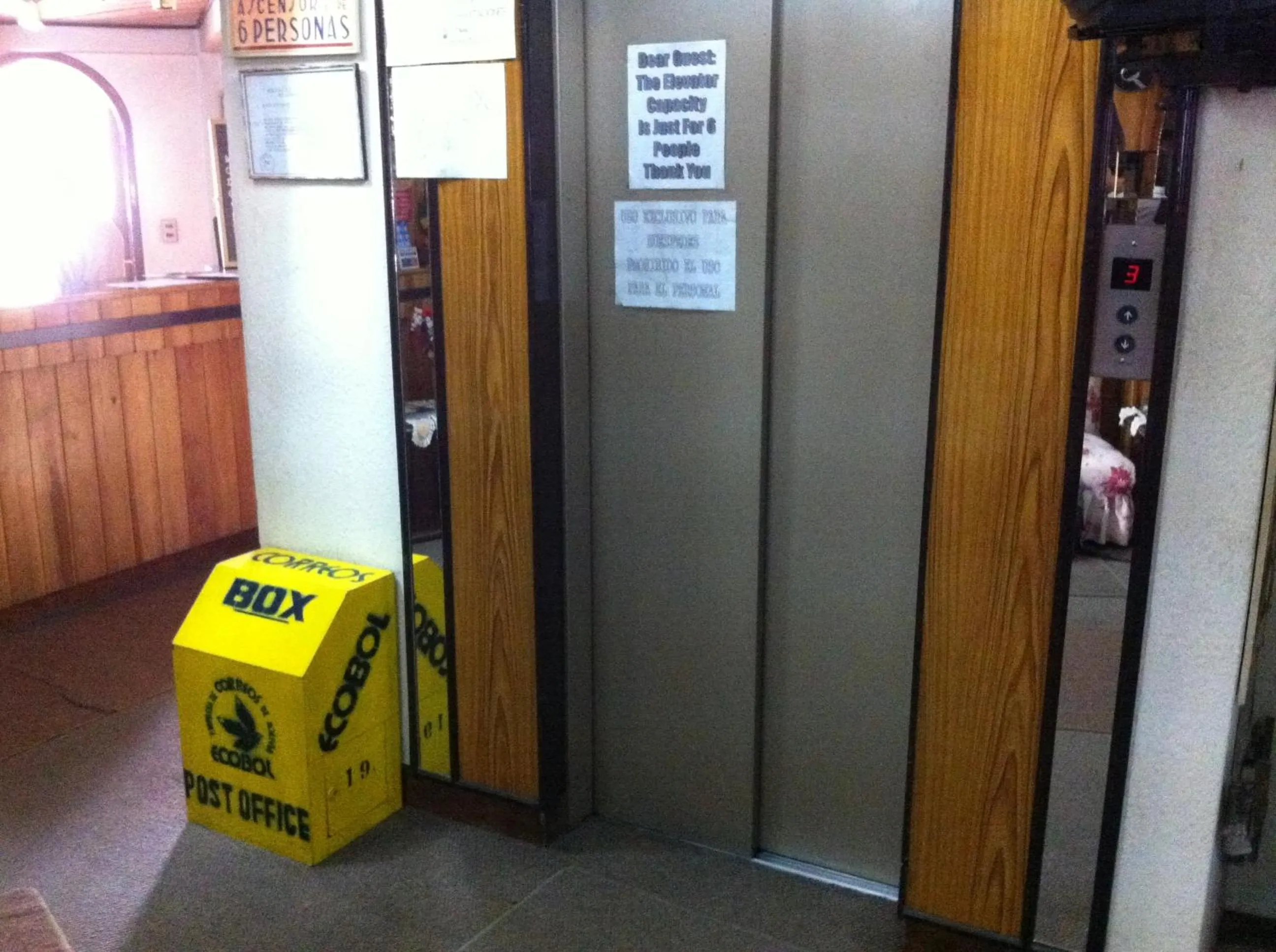 Decorative detail in Hotel La Joya