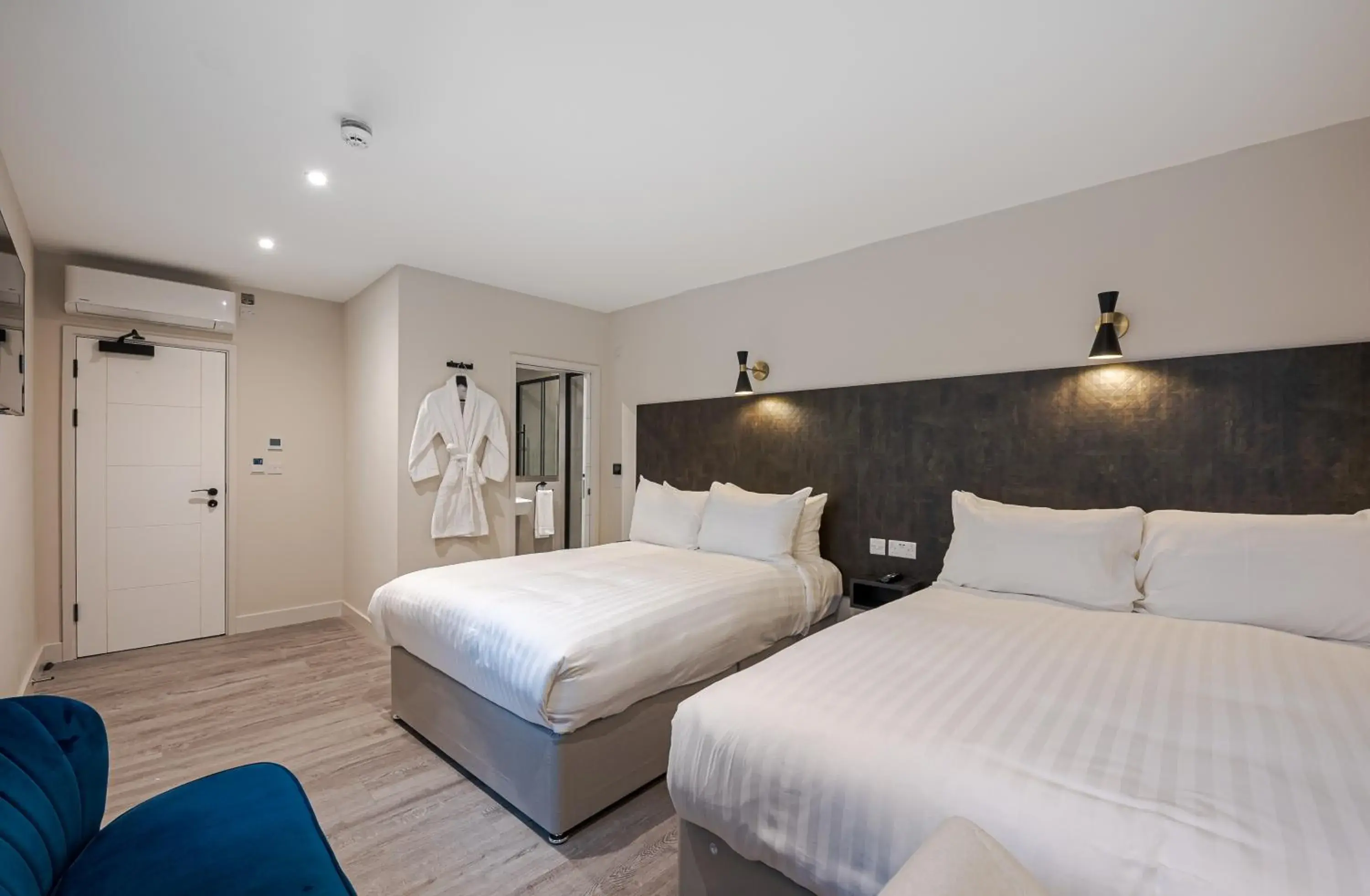 Bed in King's Cross Express Inn Bed in King's Cross Express Inn