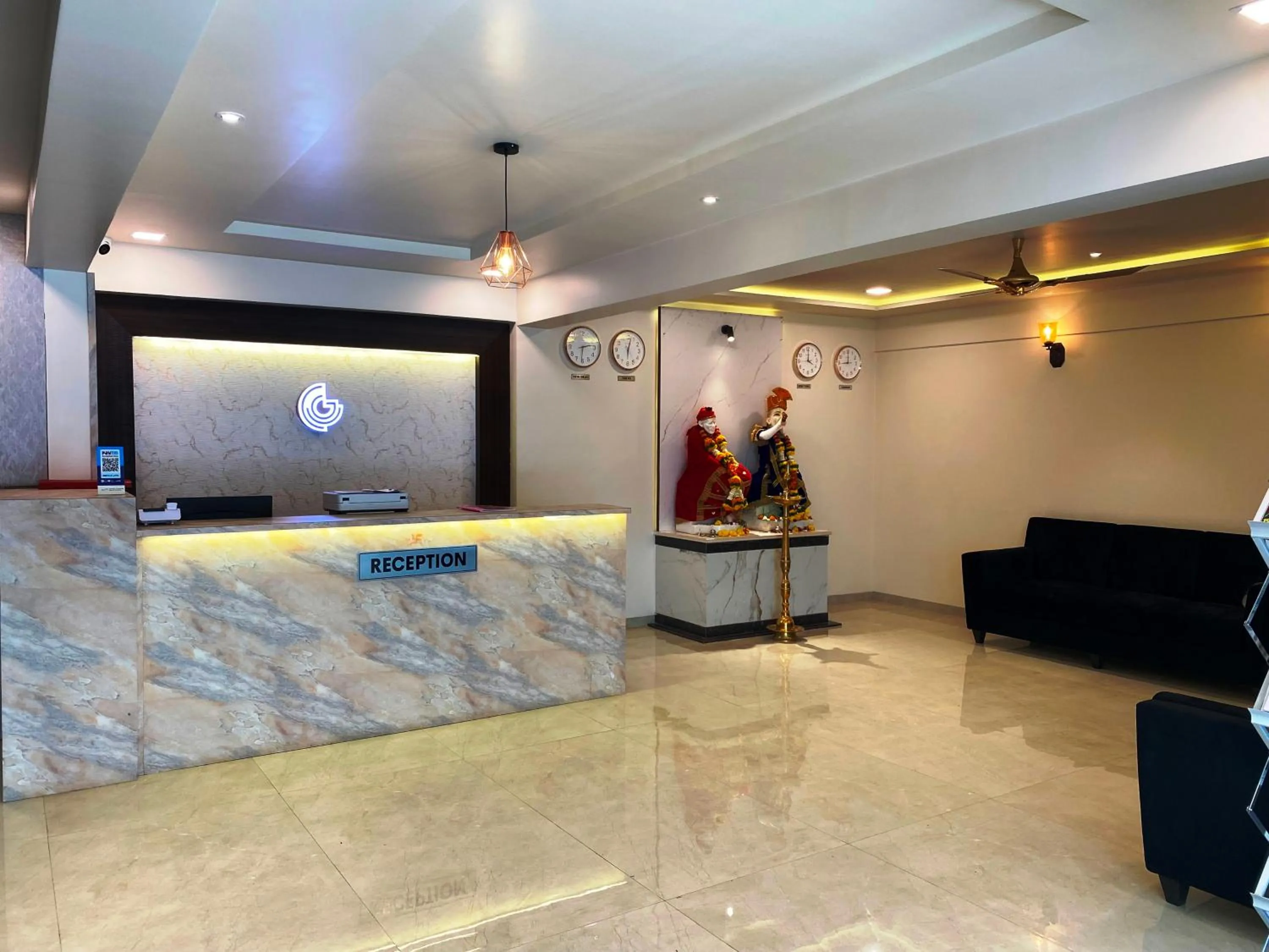 Lobby or reception in The Grand Sarovar Inn And Suites