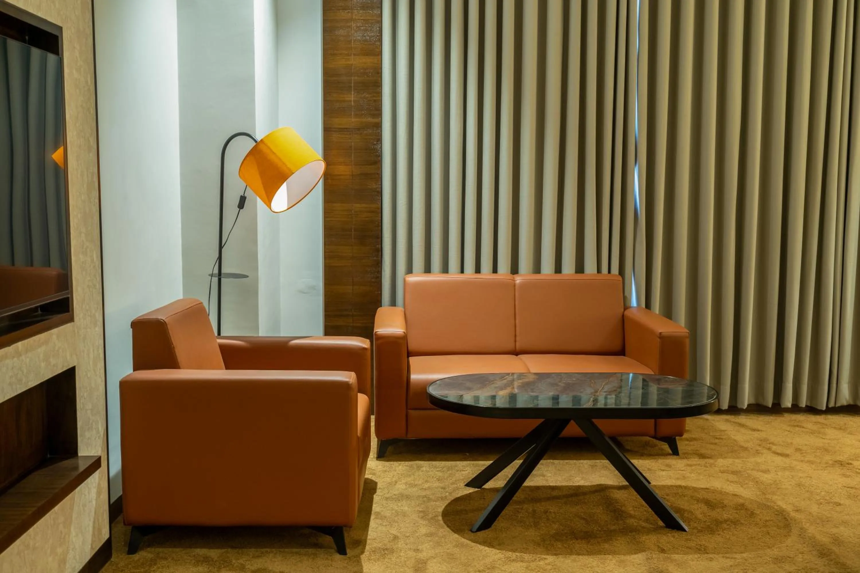 Business facilities in Hotel Mivaante