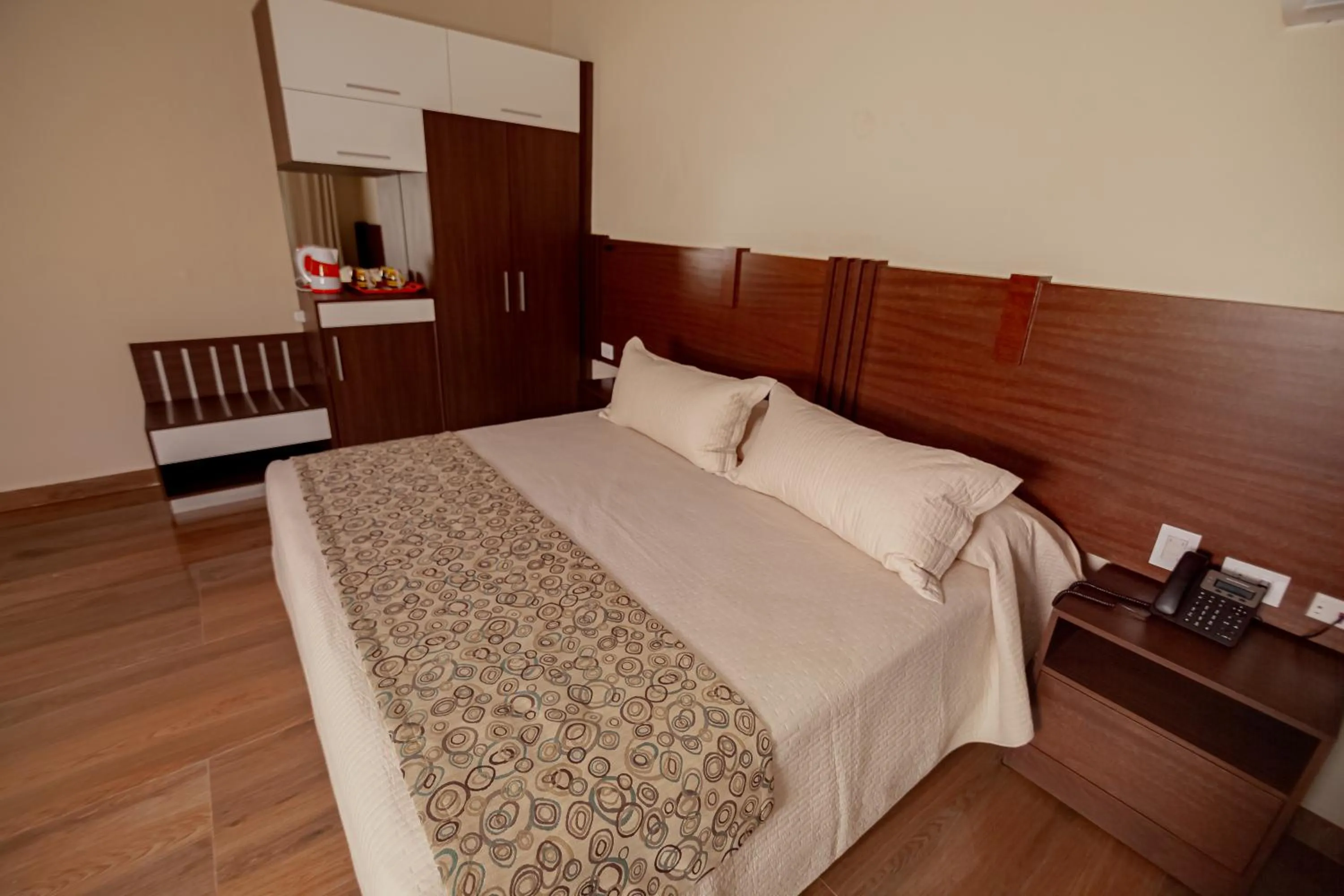 Bed in Hotel Sirari By Regina