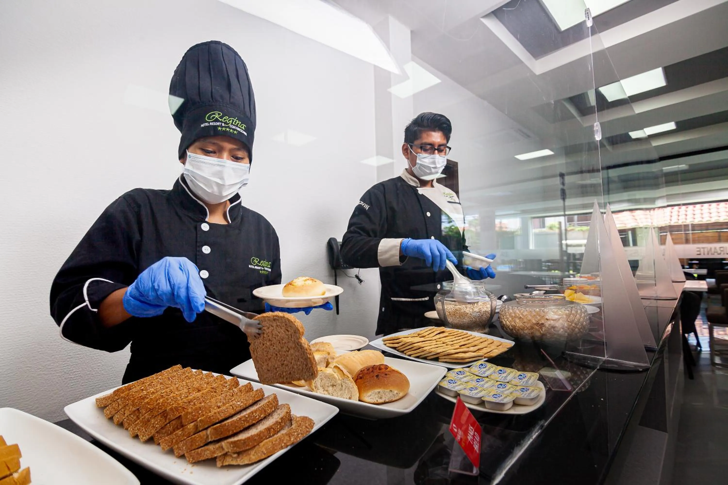 Buffet breakfast in Hotel Sirari By Regina