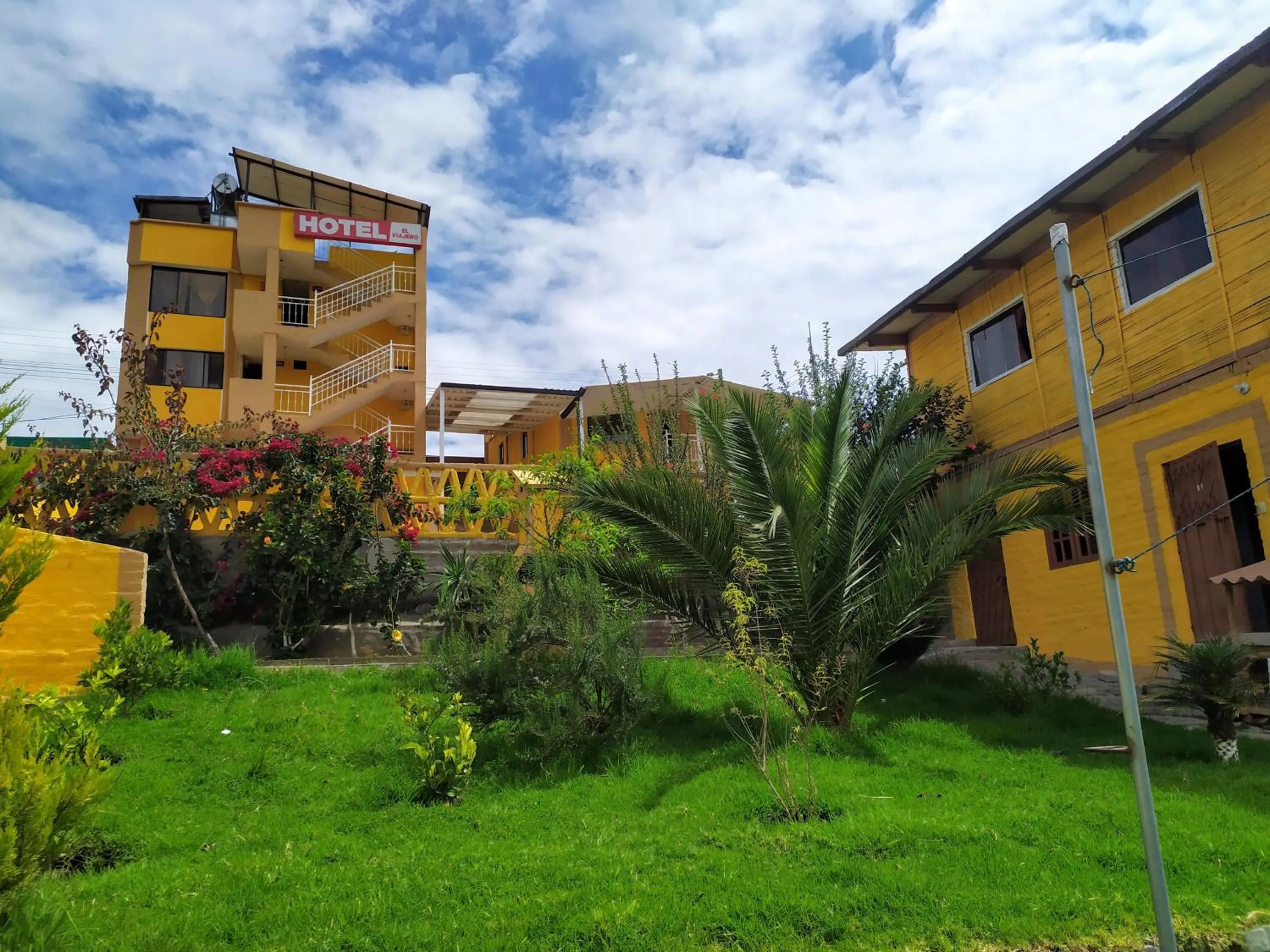 Garden view in Hotel Residencial El Viajero