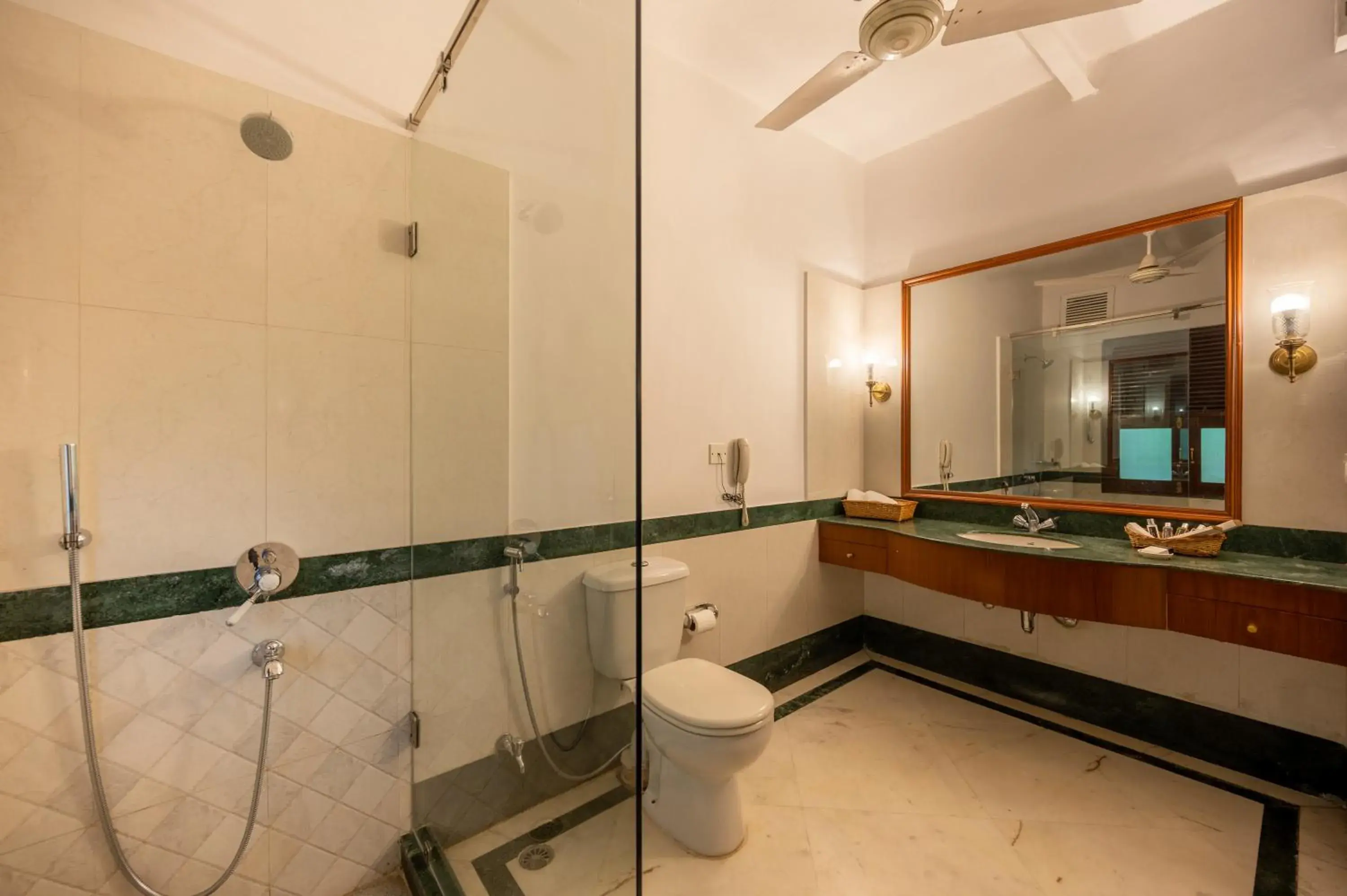 Bathroom in Umed Bhawan Palace, Kotah Bathroom in Umed Bhawan Palace, Kotah