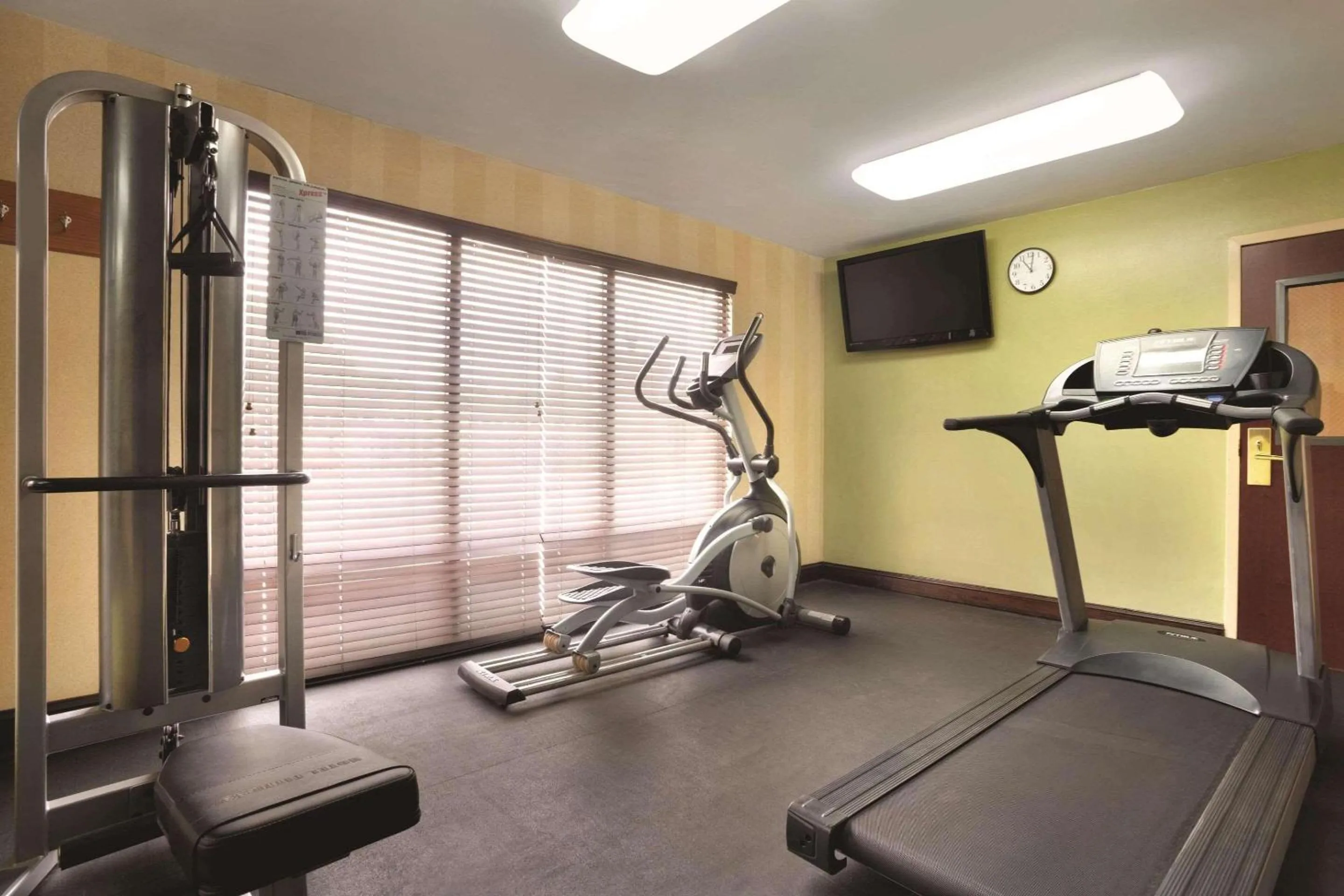 Fitness centre/facilities in Park Inn by Radisson Albany