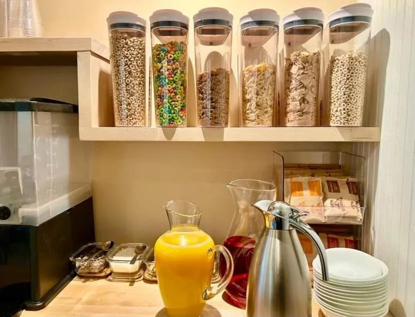 Breakfast in Cape Cod Veranda