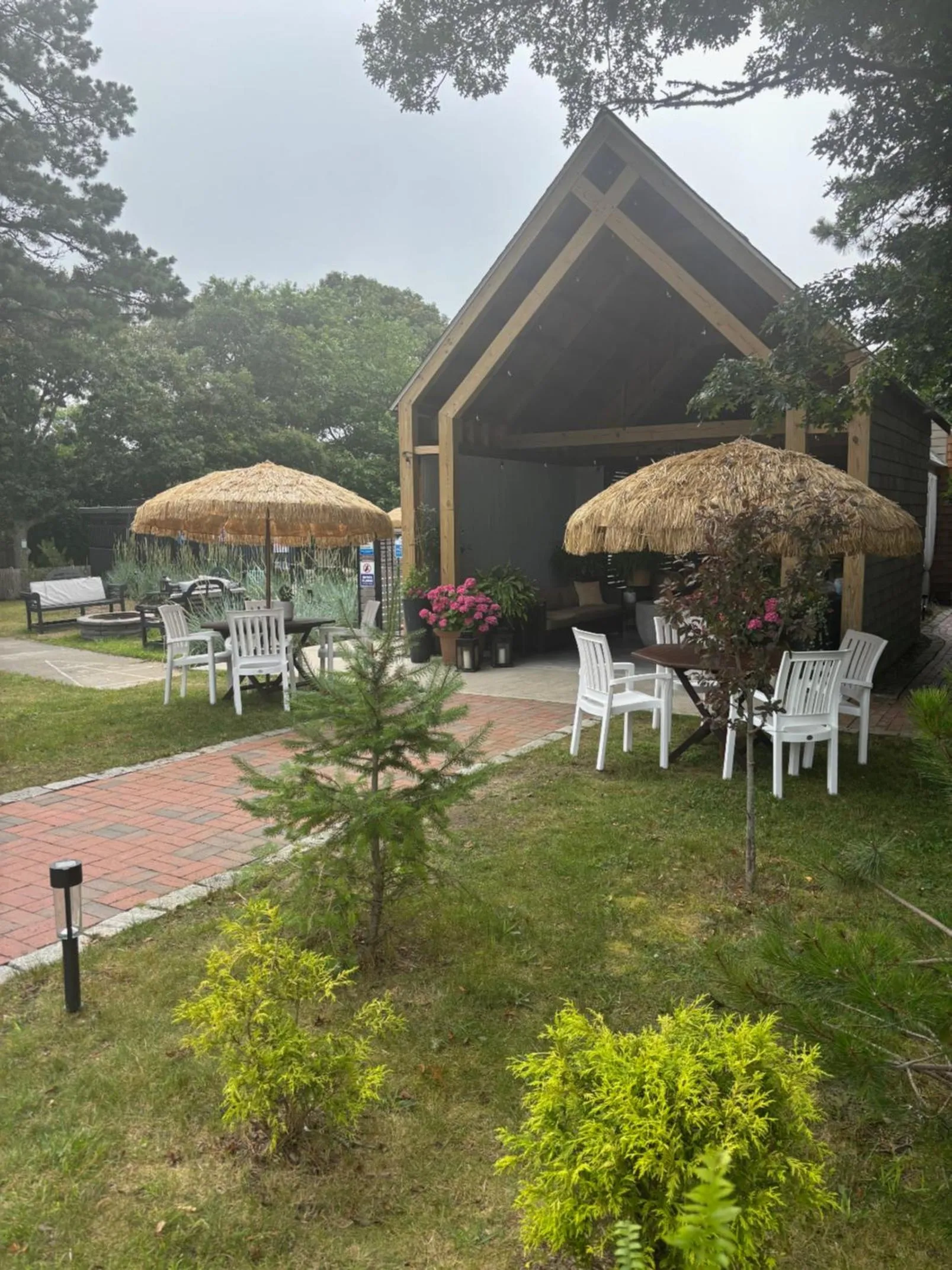 Property building in Cape Cod Veranda