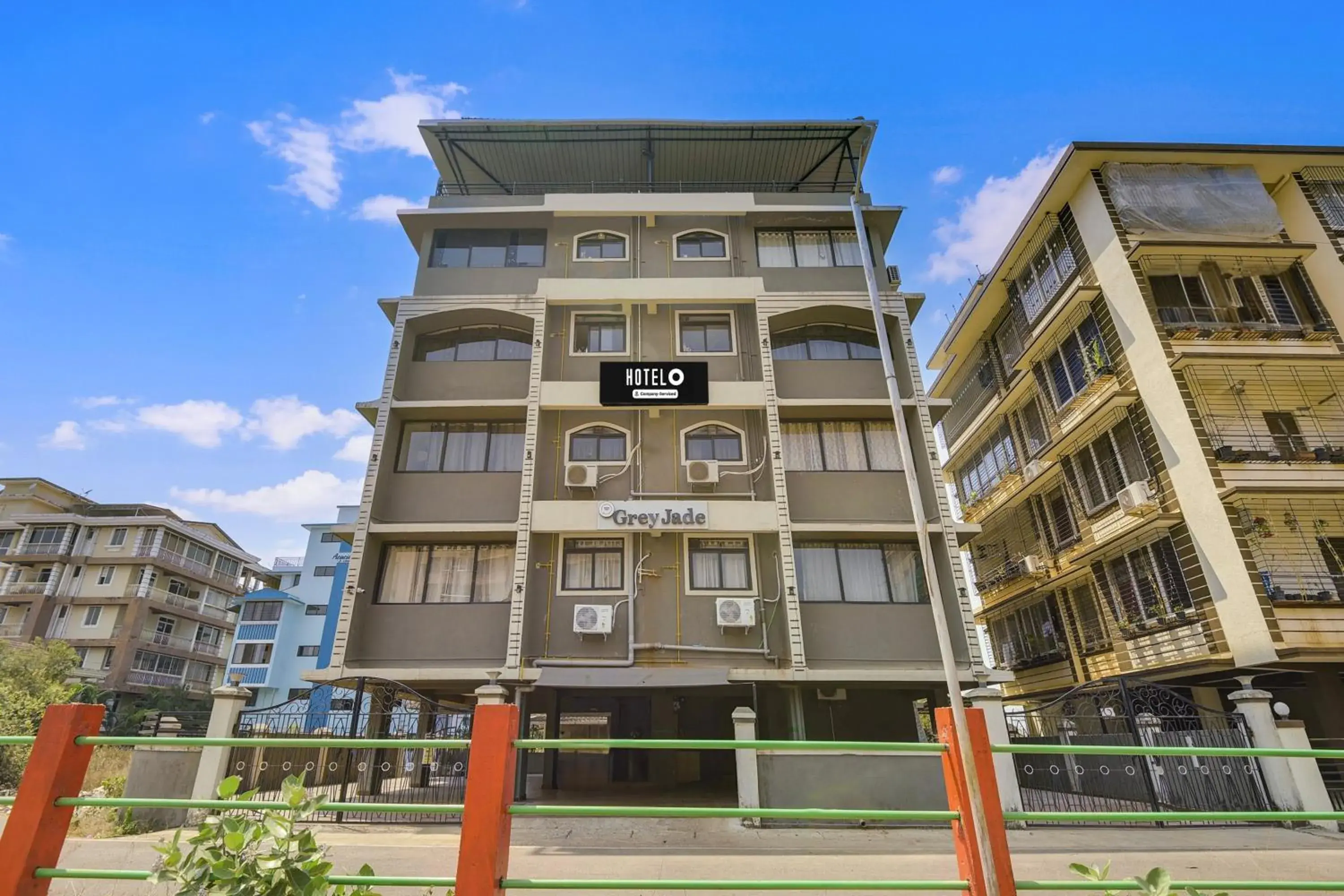Facade/entrance in Super Hotel O Dabolim Near Goa International Airport Facade/entrance in Super Hotel O Dabolim Near Goa International Airport