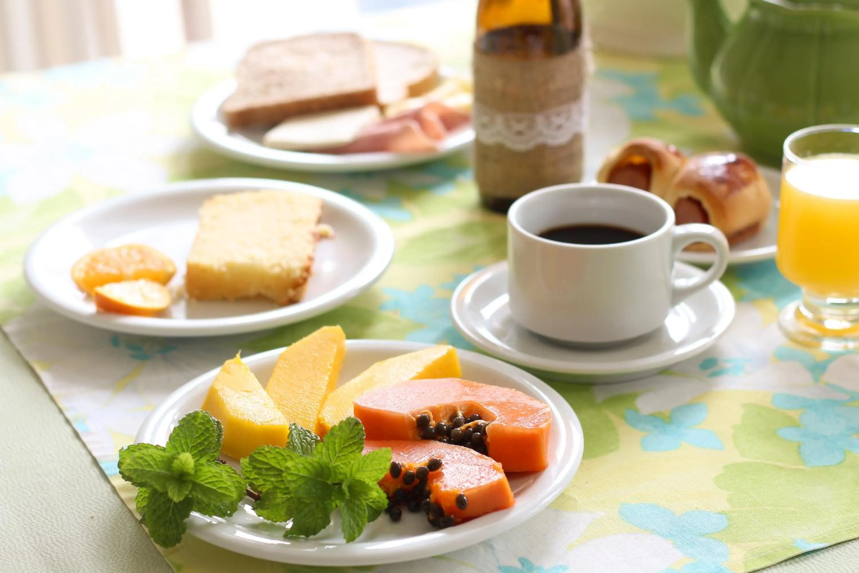 Restaurant/places to eat in Hotel Porto de Paz - Shantiniketan