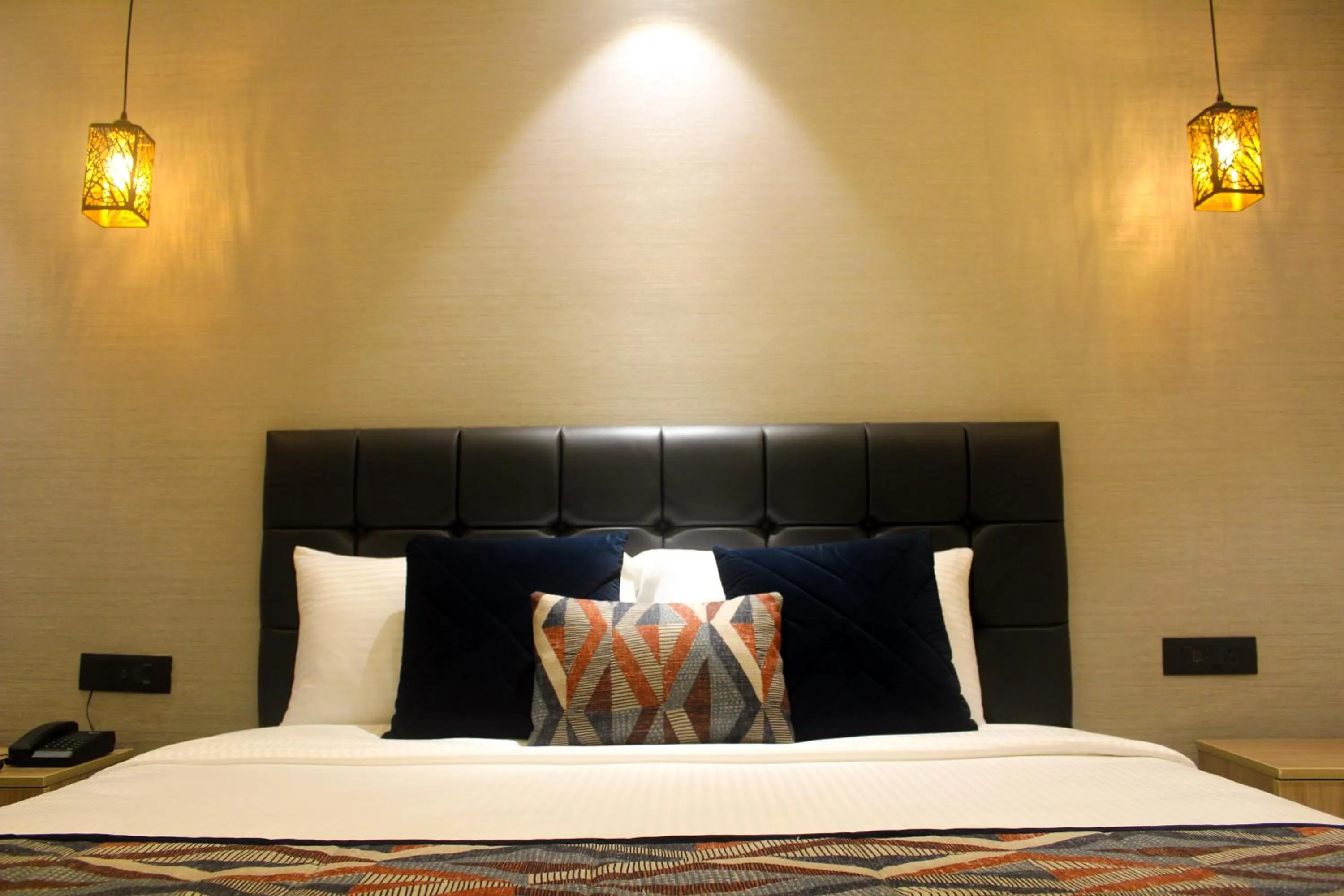 Bed in Ahuja Residency Mayfield Garden