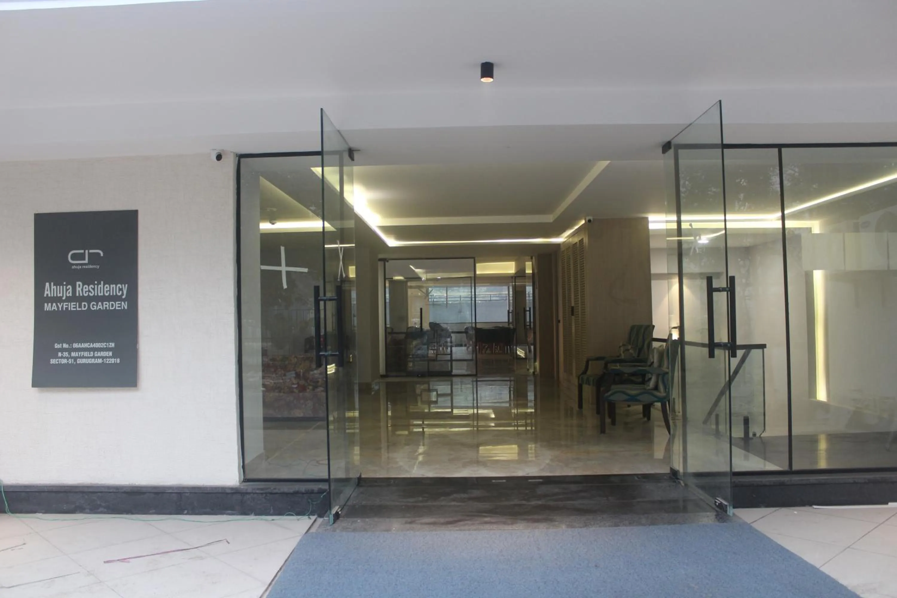 Facade/entrance in Ahuja Residency Mayfield Garden