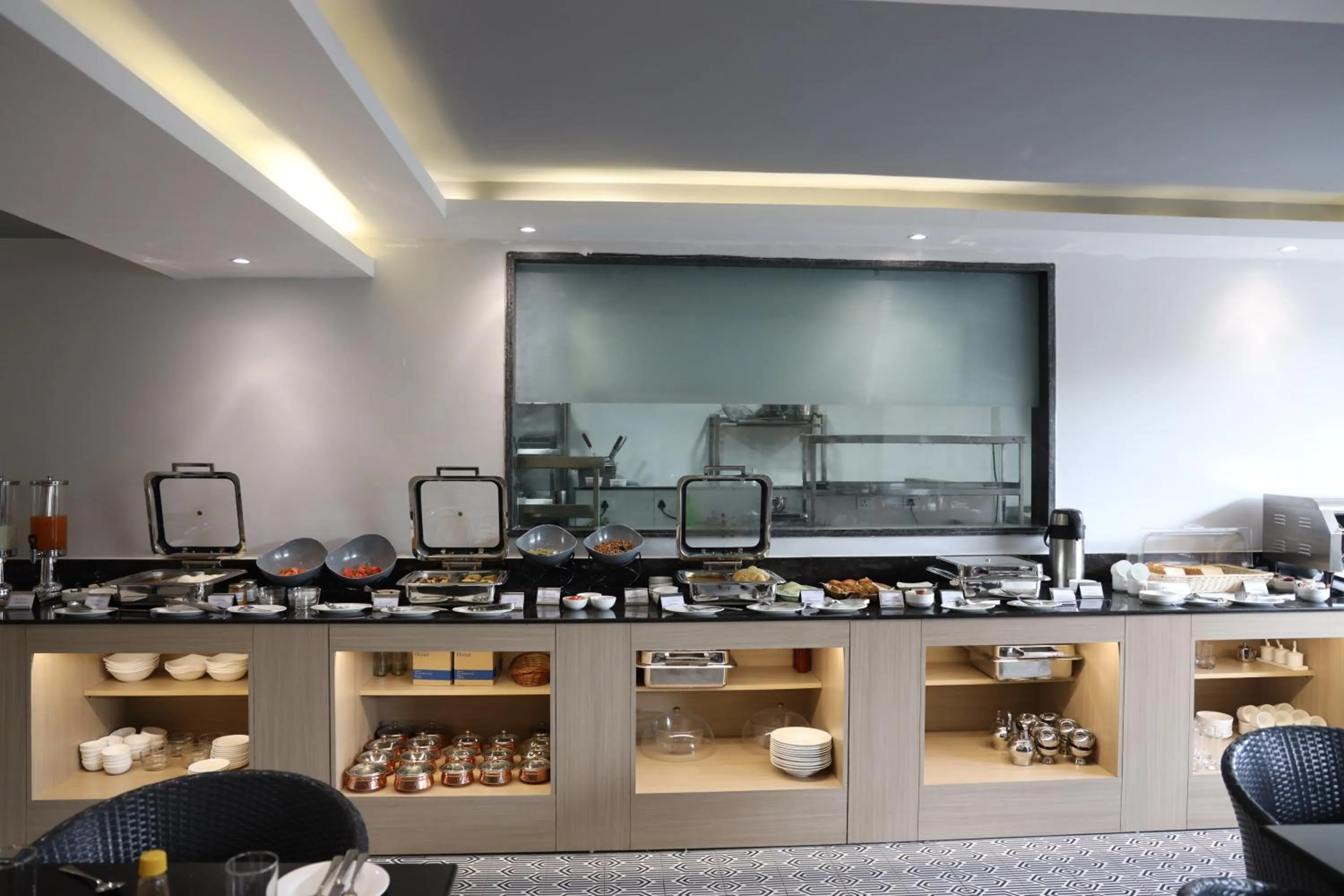 Breakfast in Ahuja Residency Mayfield Garden