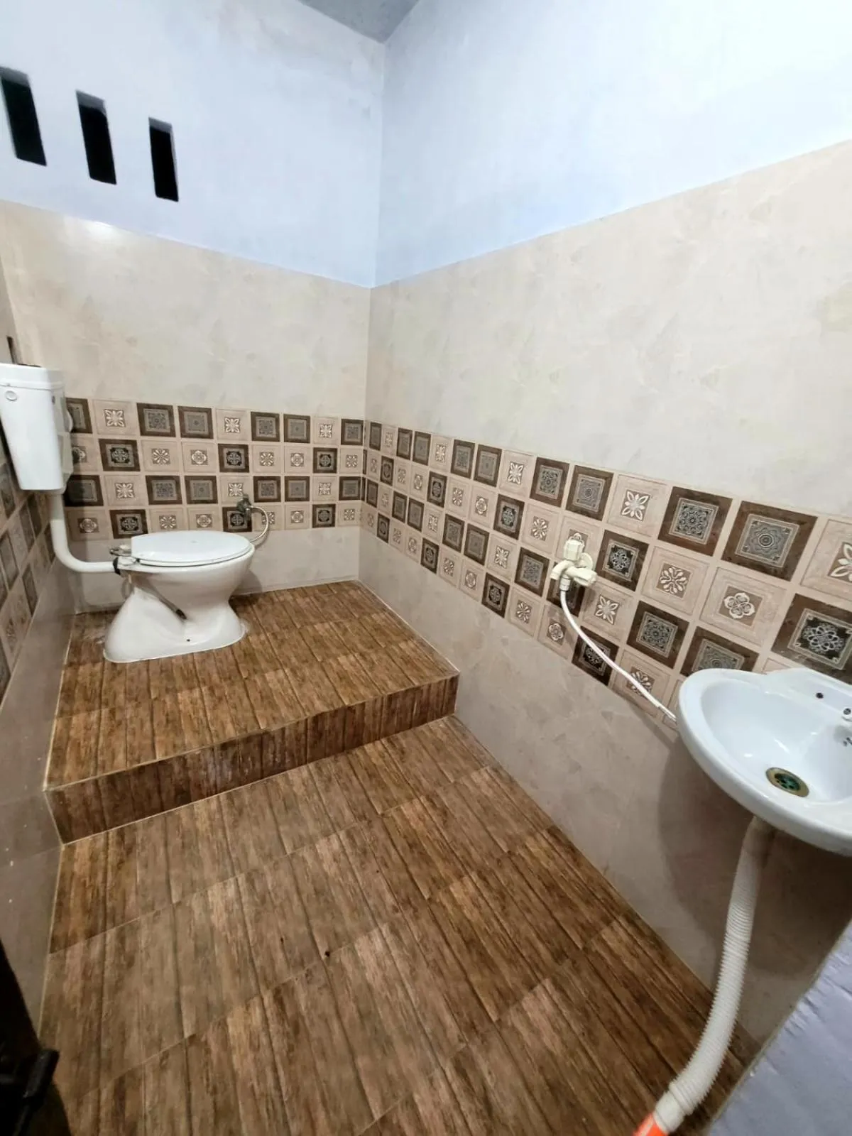 Bathroom in Pushpa Vatika