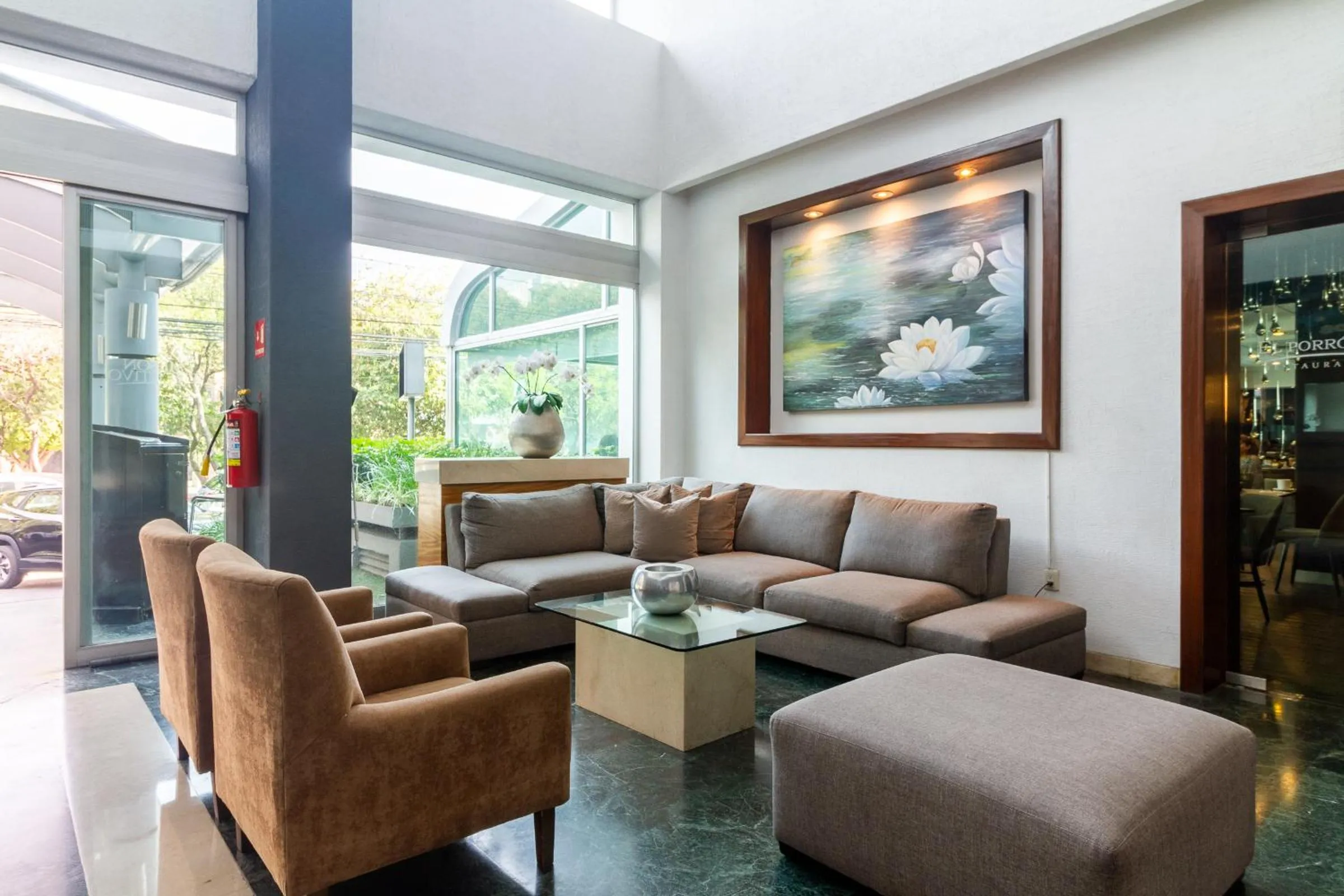 Lobby or reception in Mesón Ejecutivo Guadalajara Minerva - Av México