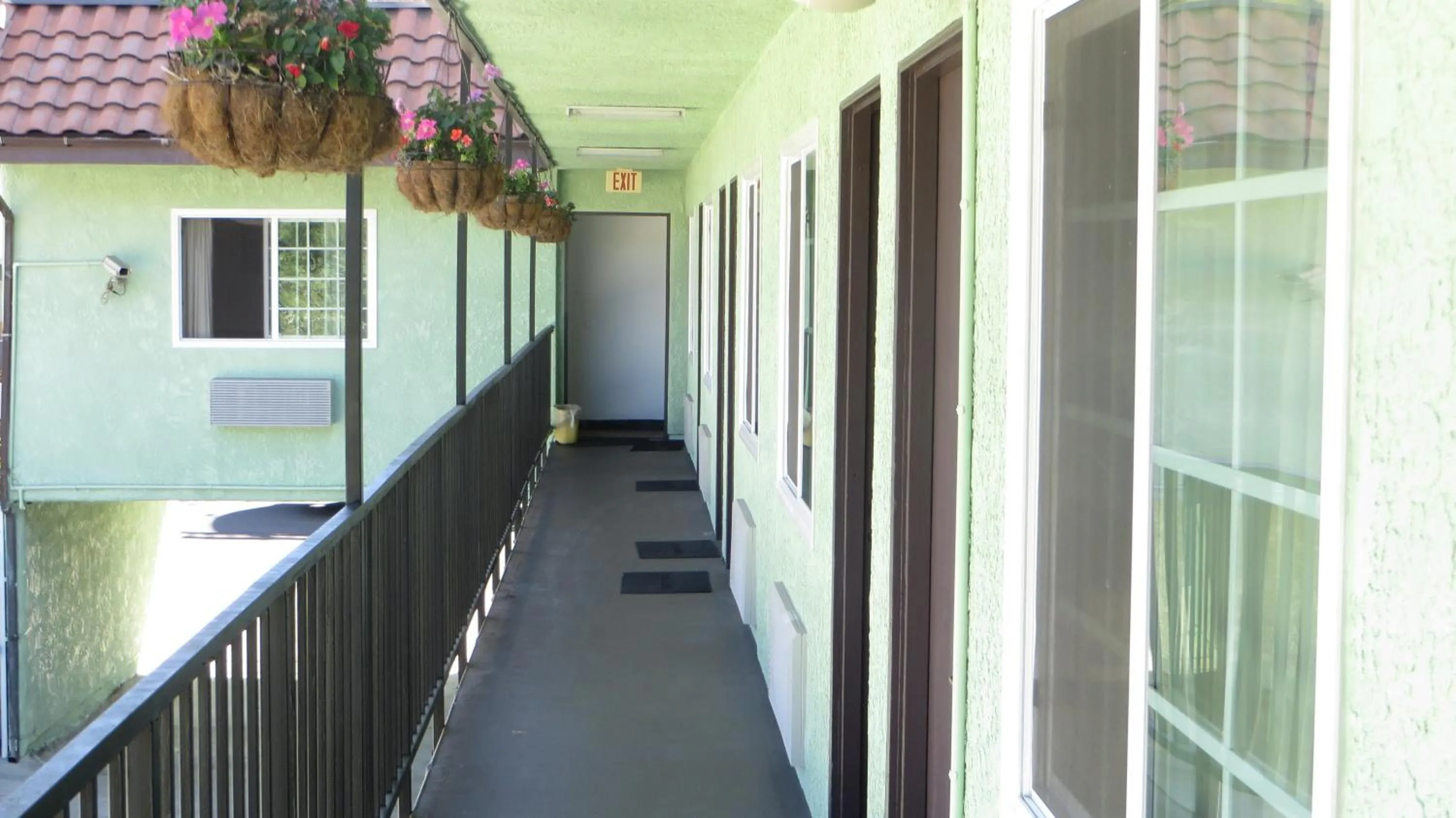 Decorative detail in Eagle Rock Motel