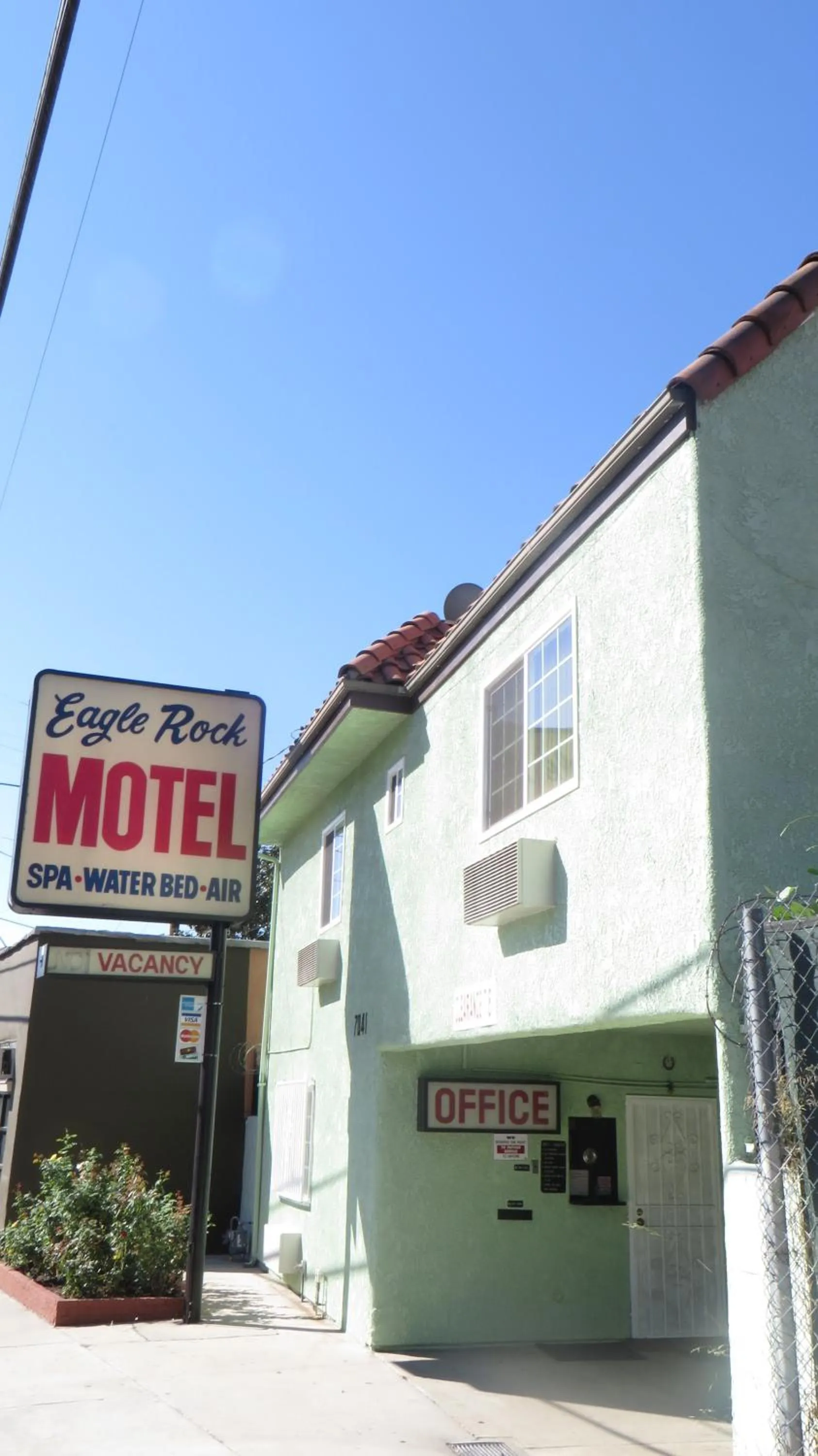 Facade/entrance in Eagle Rock Motel