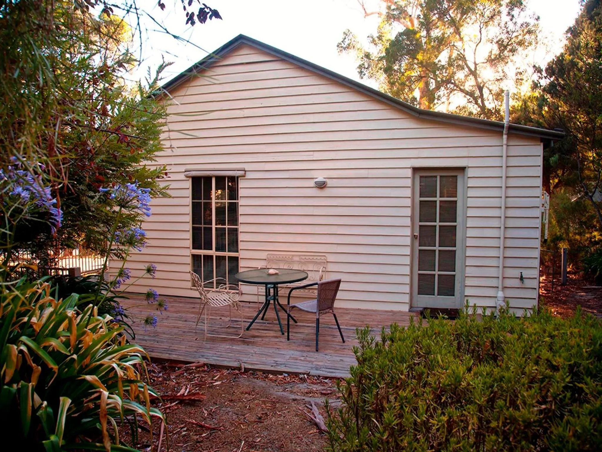 Facade/entrance in Noonameena Cottage