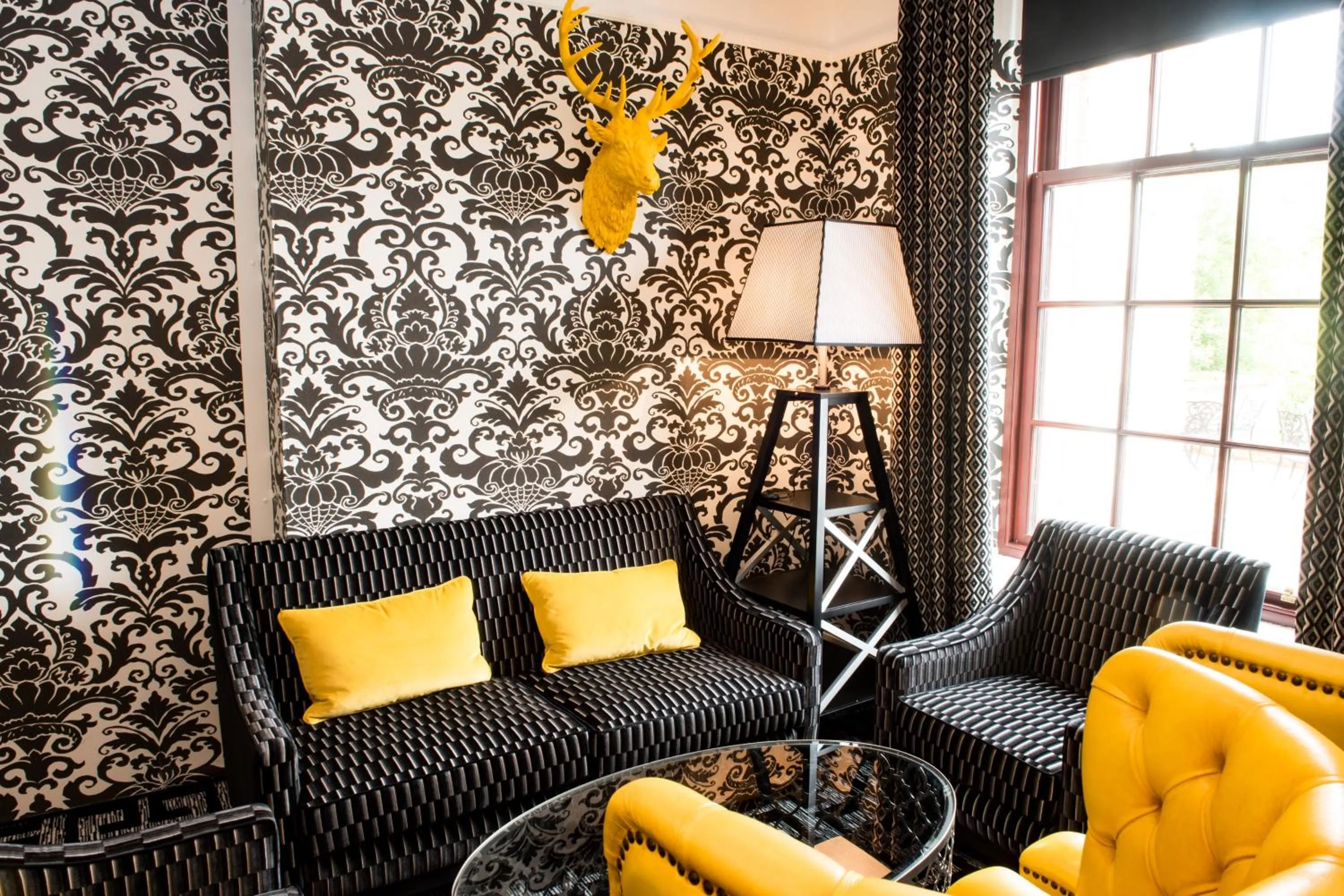 Lounge or bar in Gleddoch Golf & Spa Resort