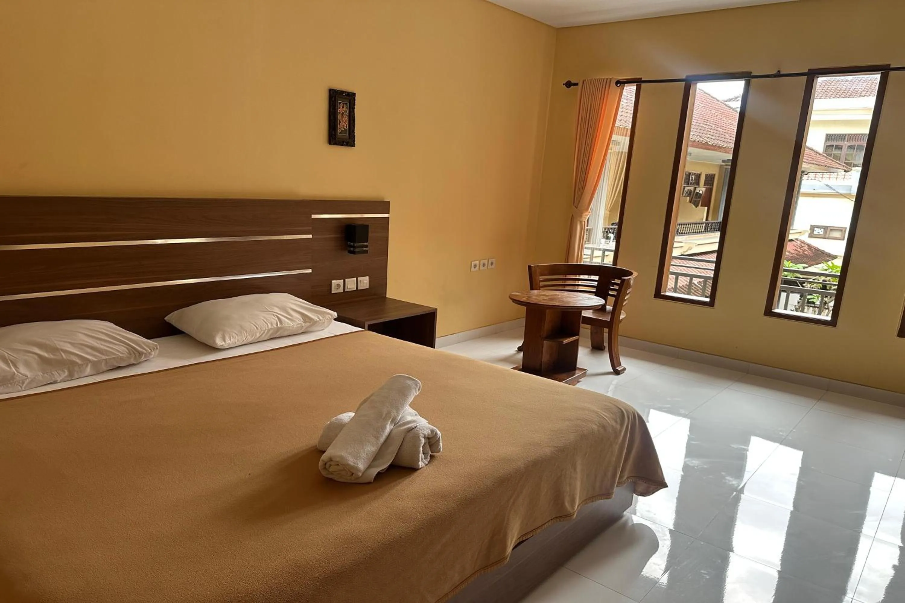 Bedroom, Bed in Gora Beach Inn