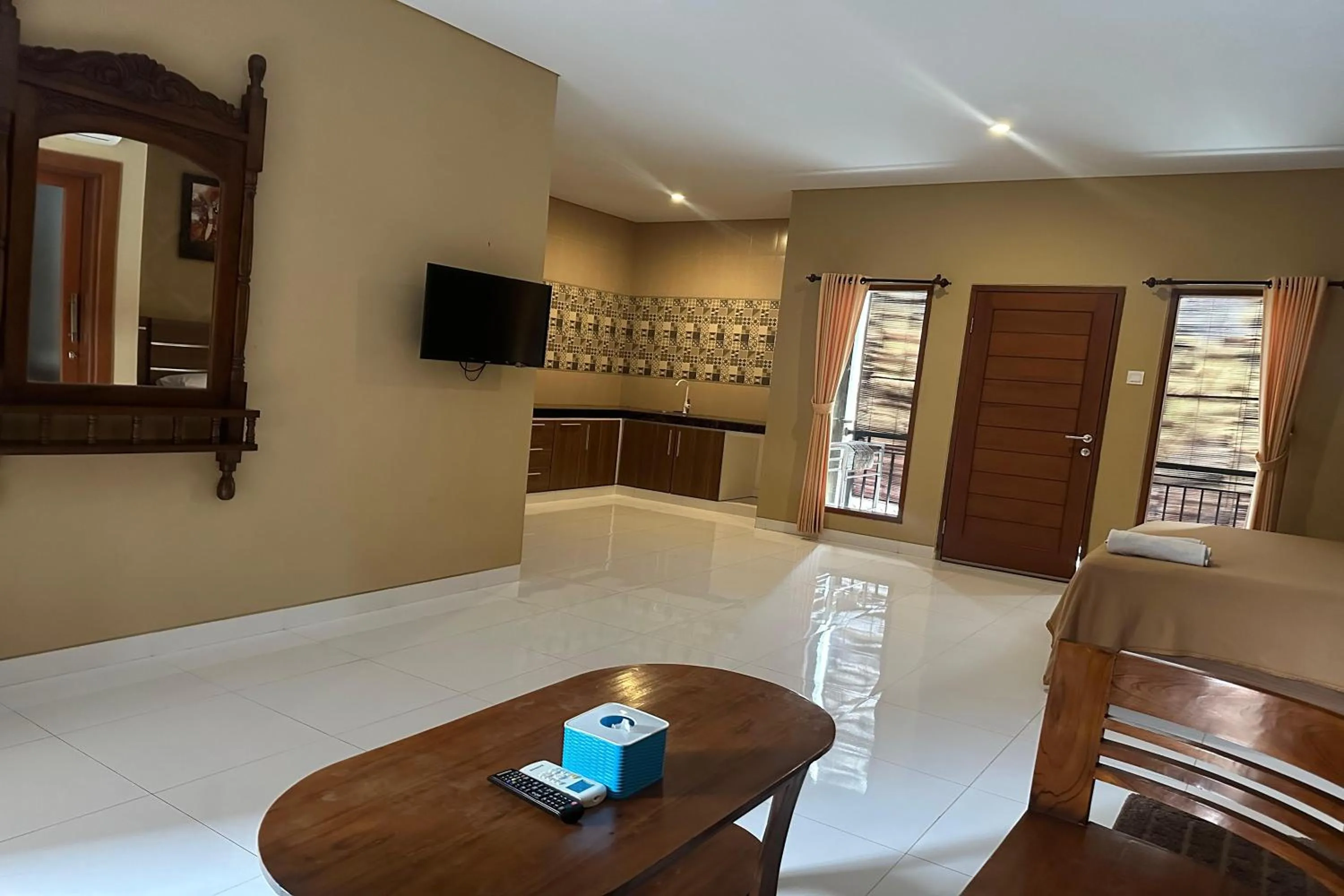 Bed in Gora Beach Inn