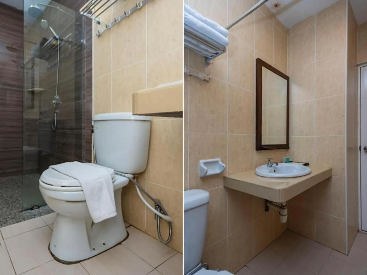 Toilet in Suan Bee Hotel@Sutera