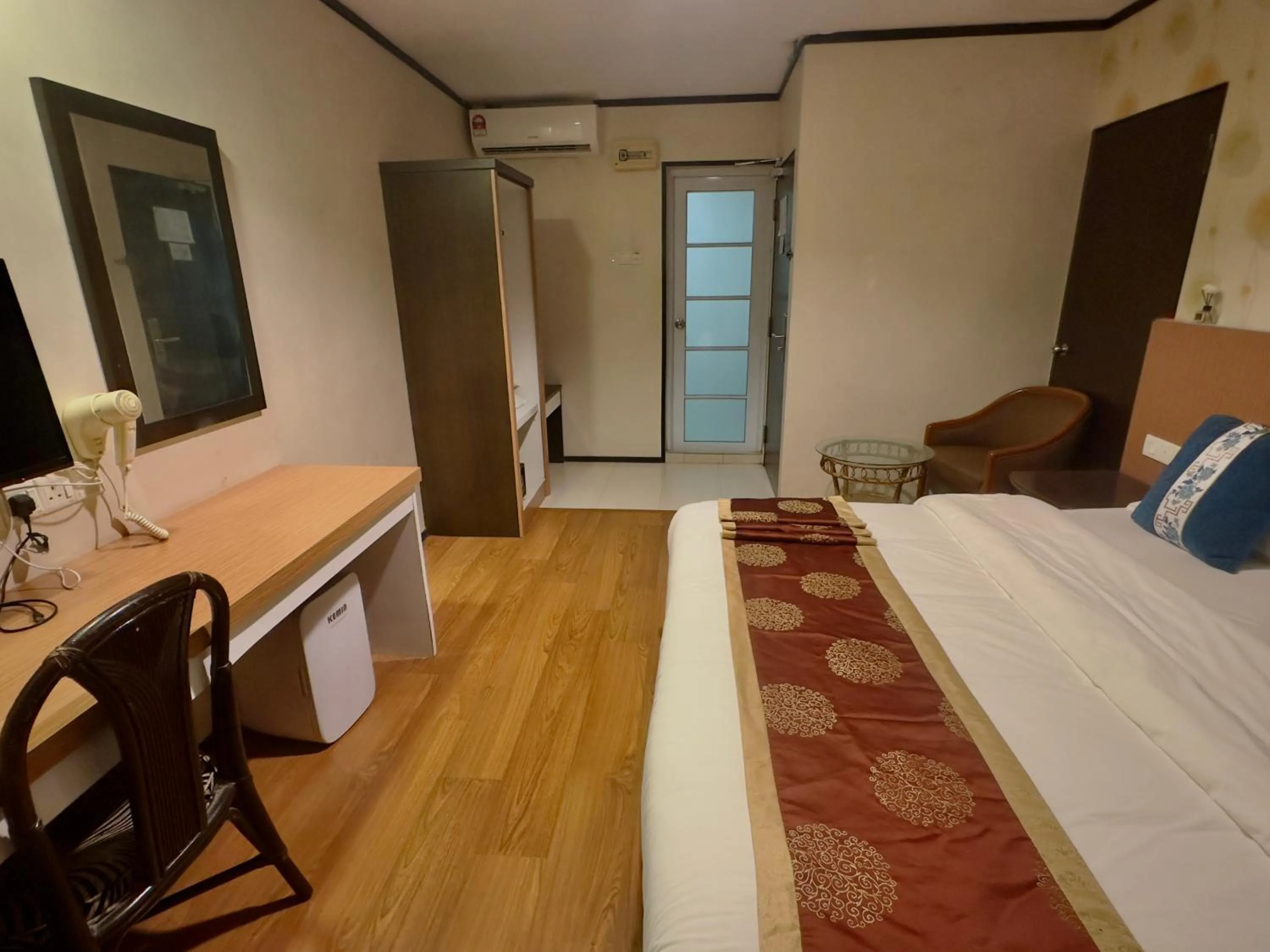 Bedroom, Bed in Suan Bee Hotel@Sutera