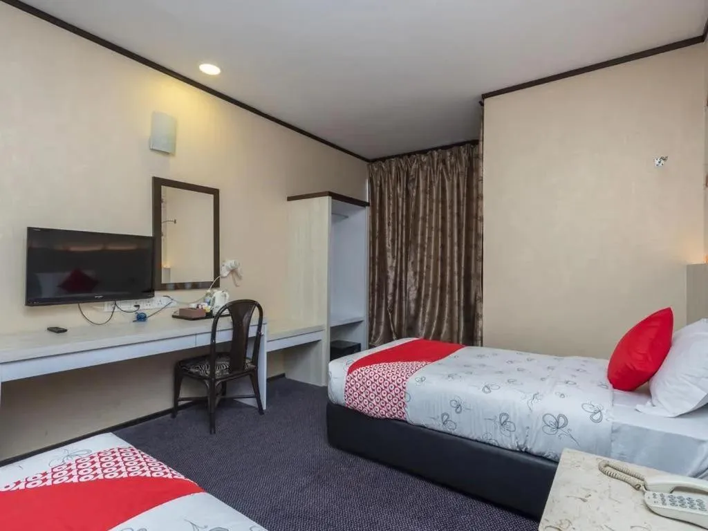 Bedroom, Bed in Suan Bee Hotel@Sutera