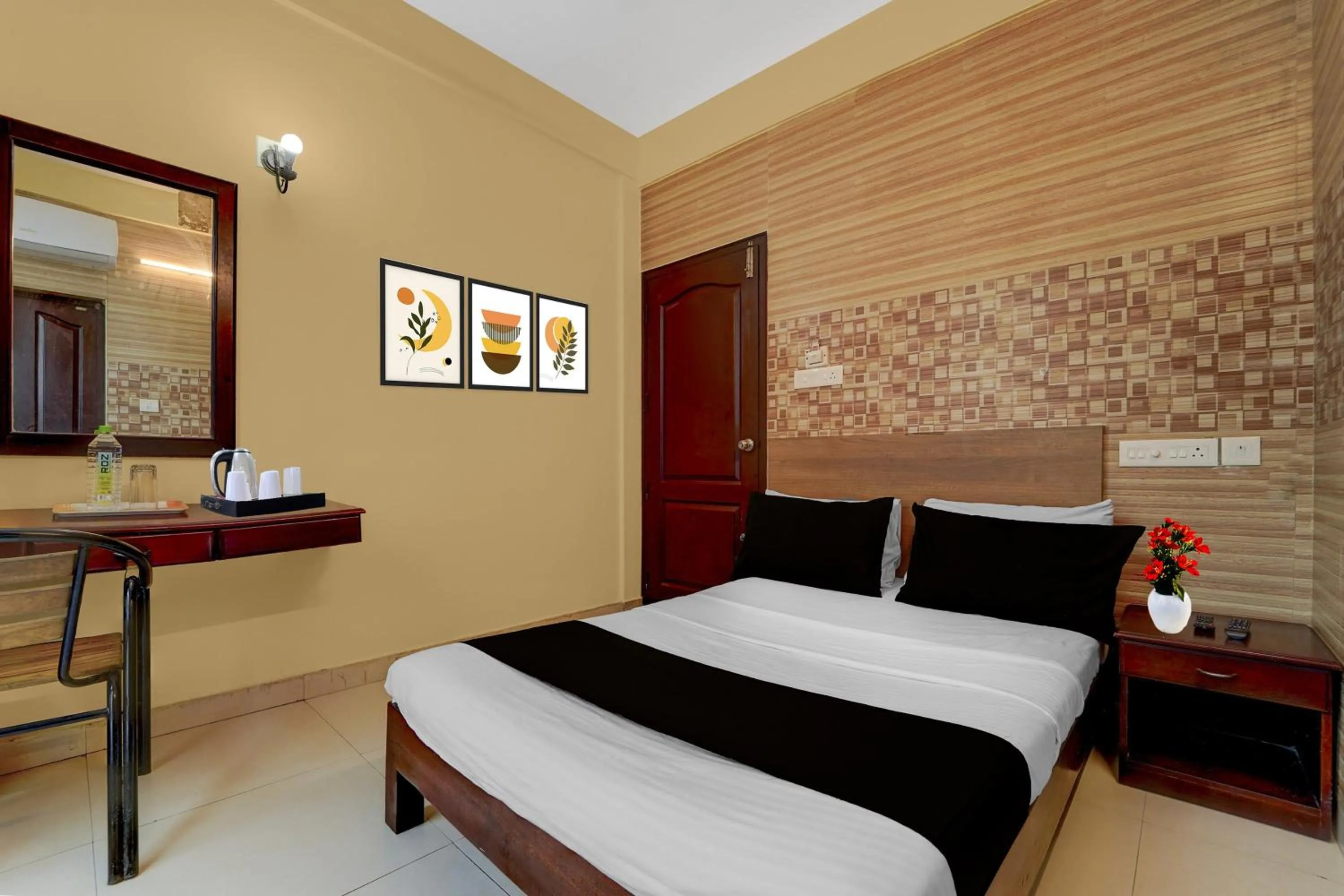 Bedroom, Bed in Collection O KSRTC Bus Station Kottayam Formerly Hotel O Day Springs